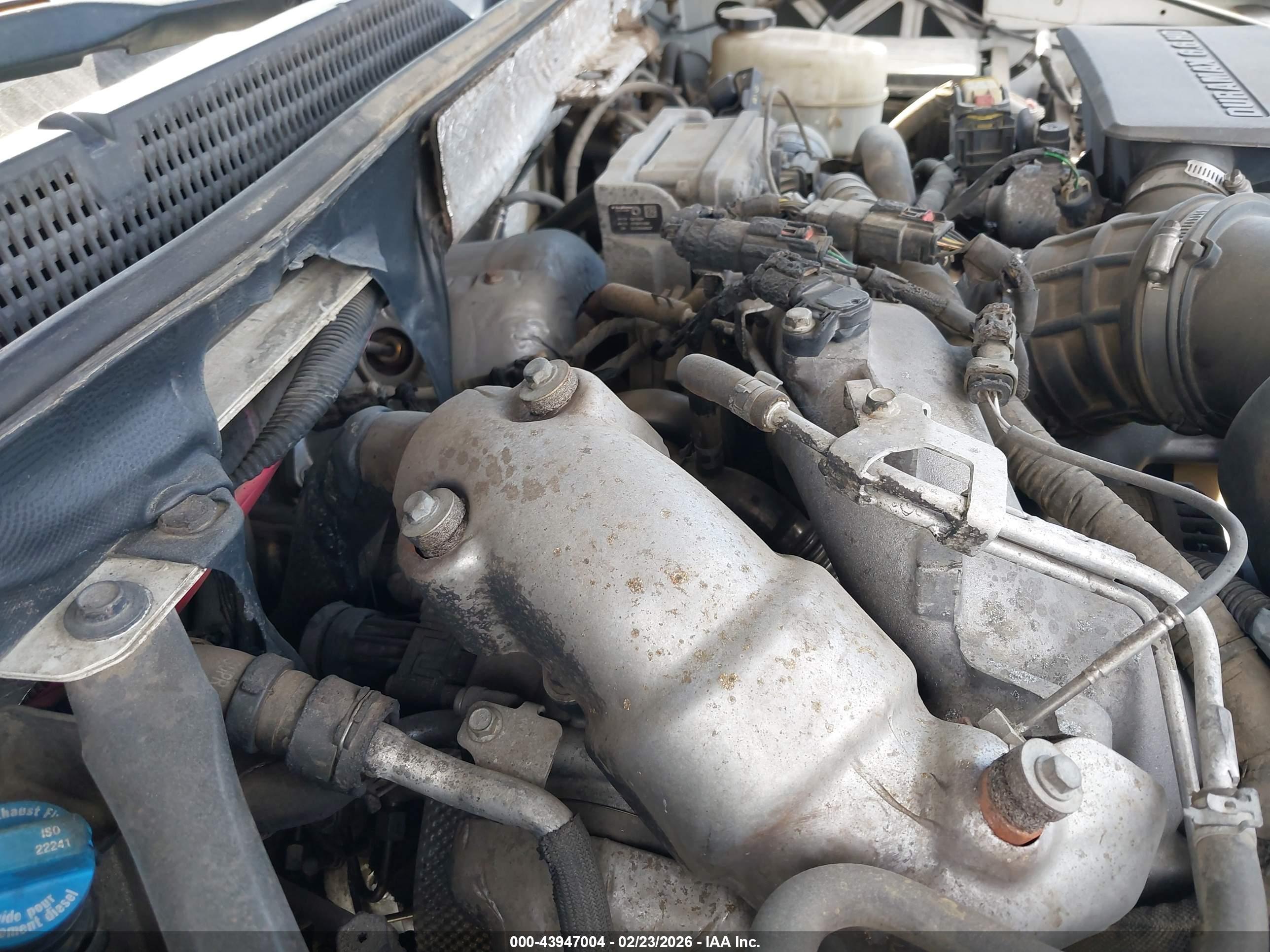 CHEVROLET SILVERADO image 6