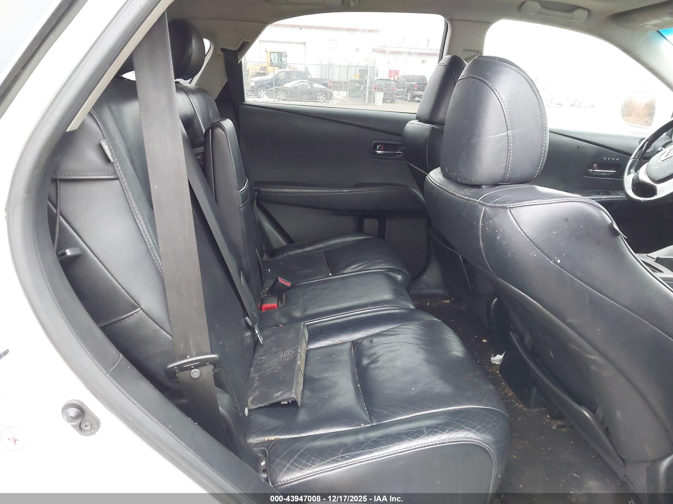 LEXUS RX image 8