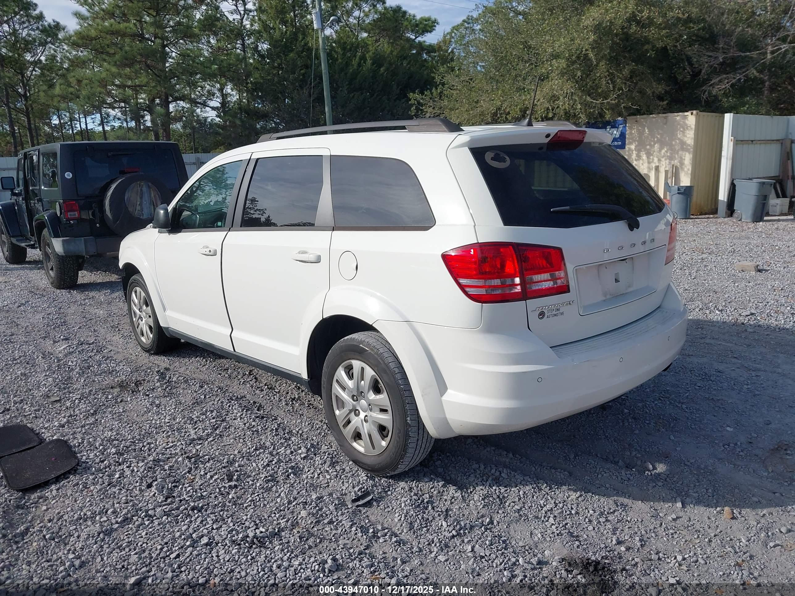 DODGE JOURNEY image 3