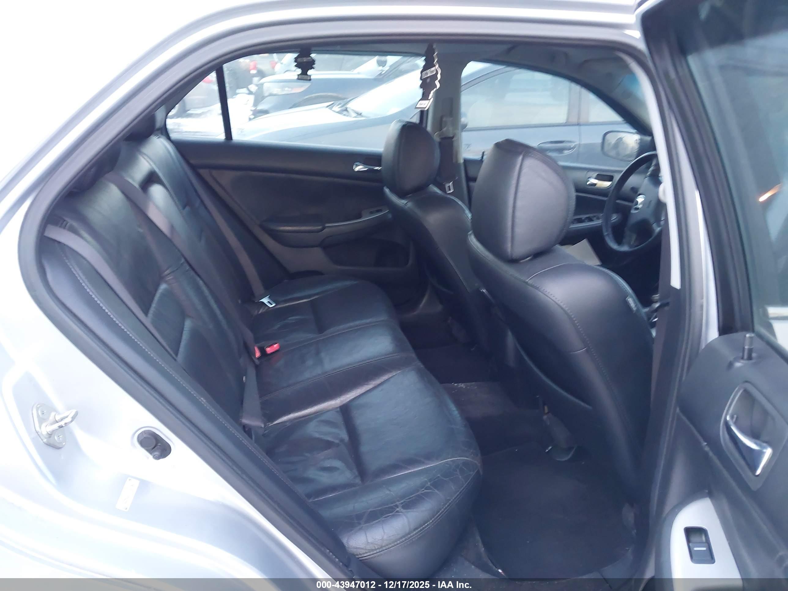 HONDA ACCORD image 8