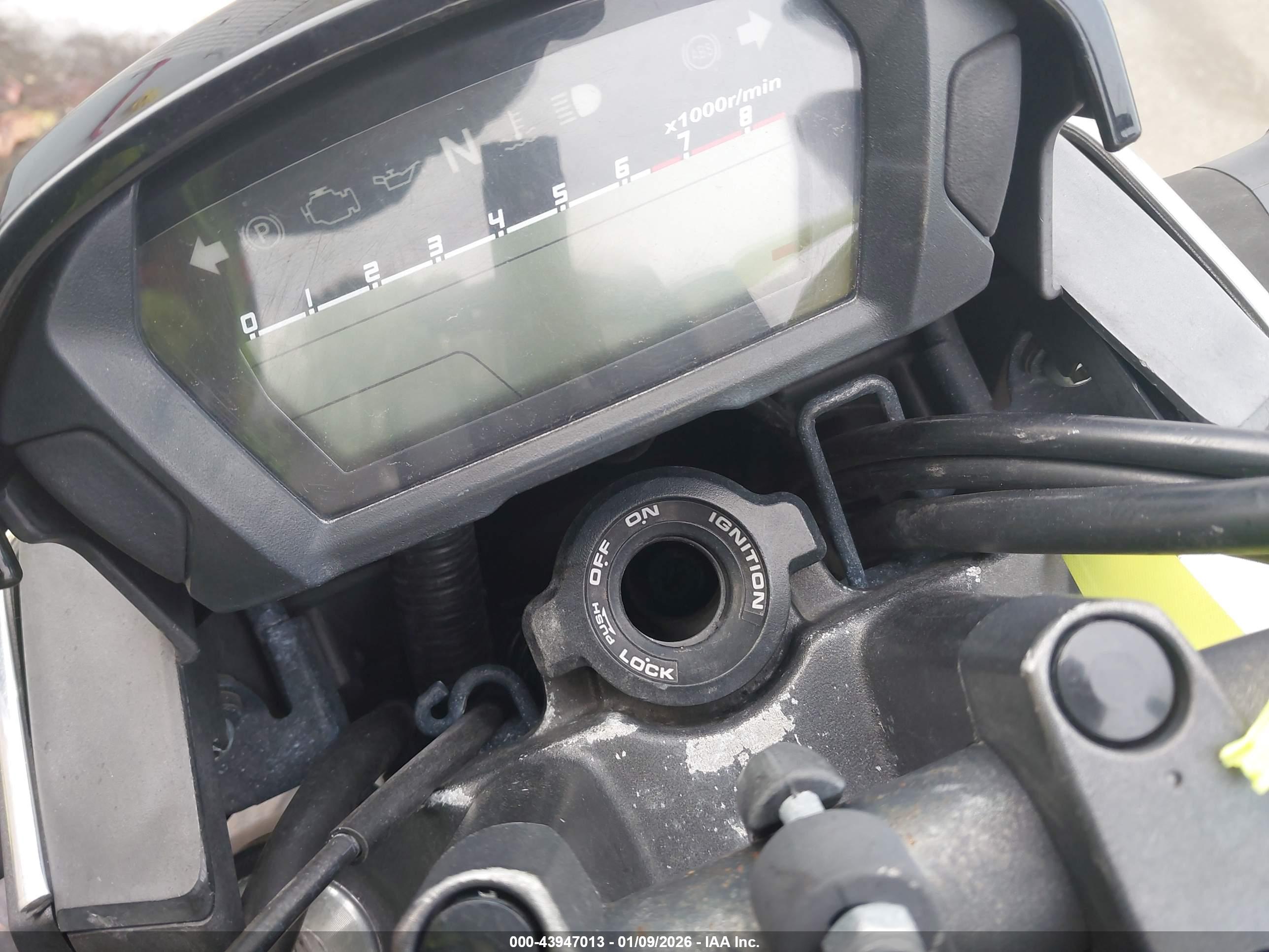 HONDA CTX700 image 7