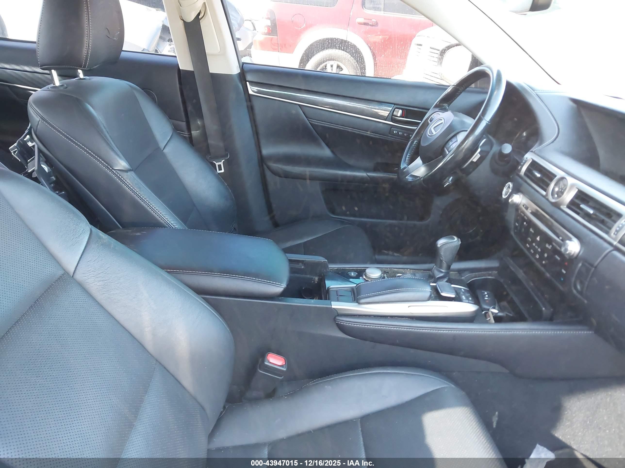 LEXUS GS image 5