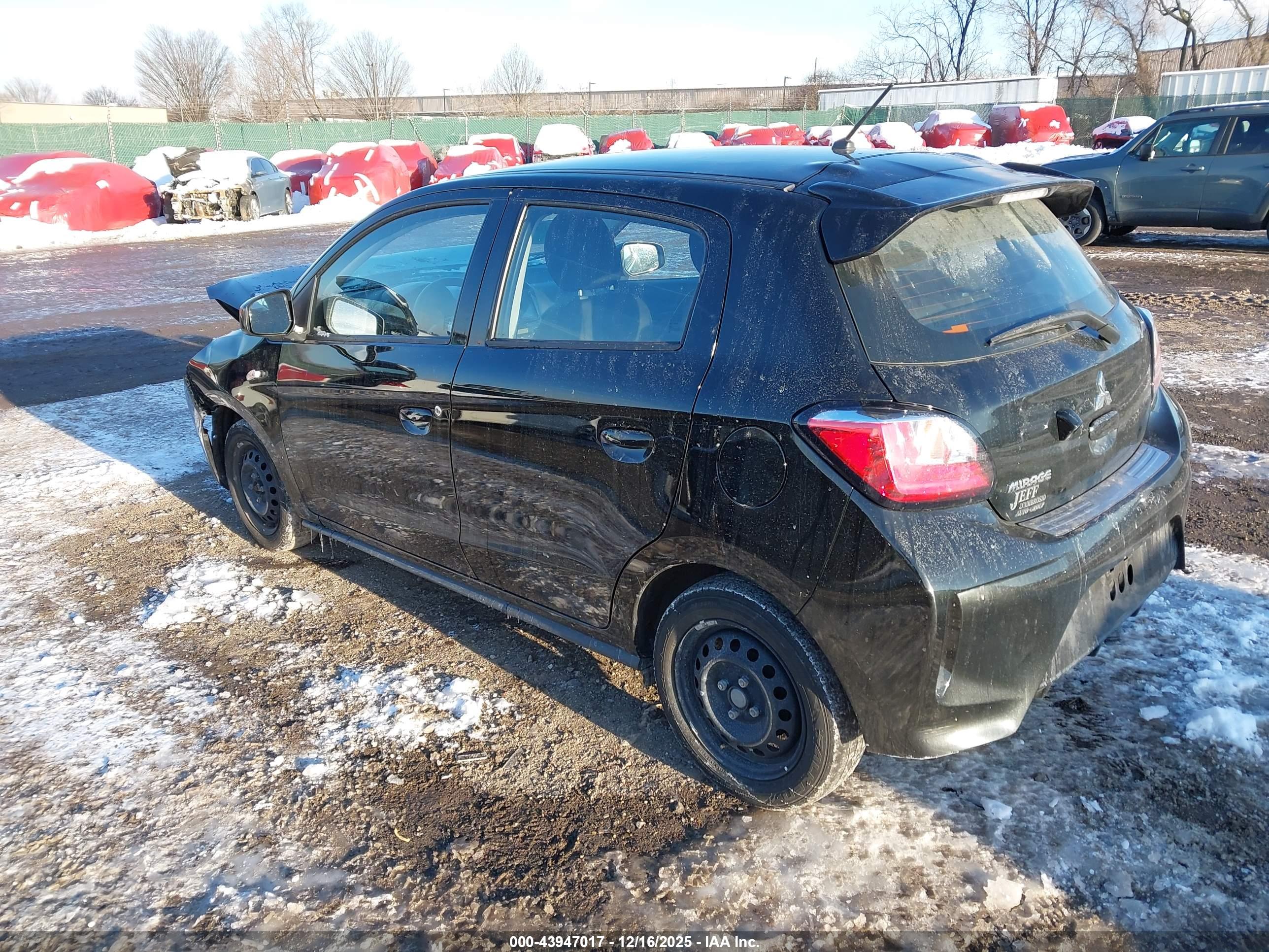 MITSUBISHI MIRAGE image 3