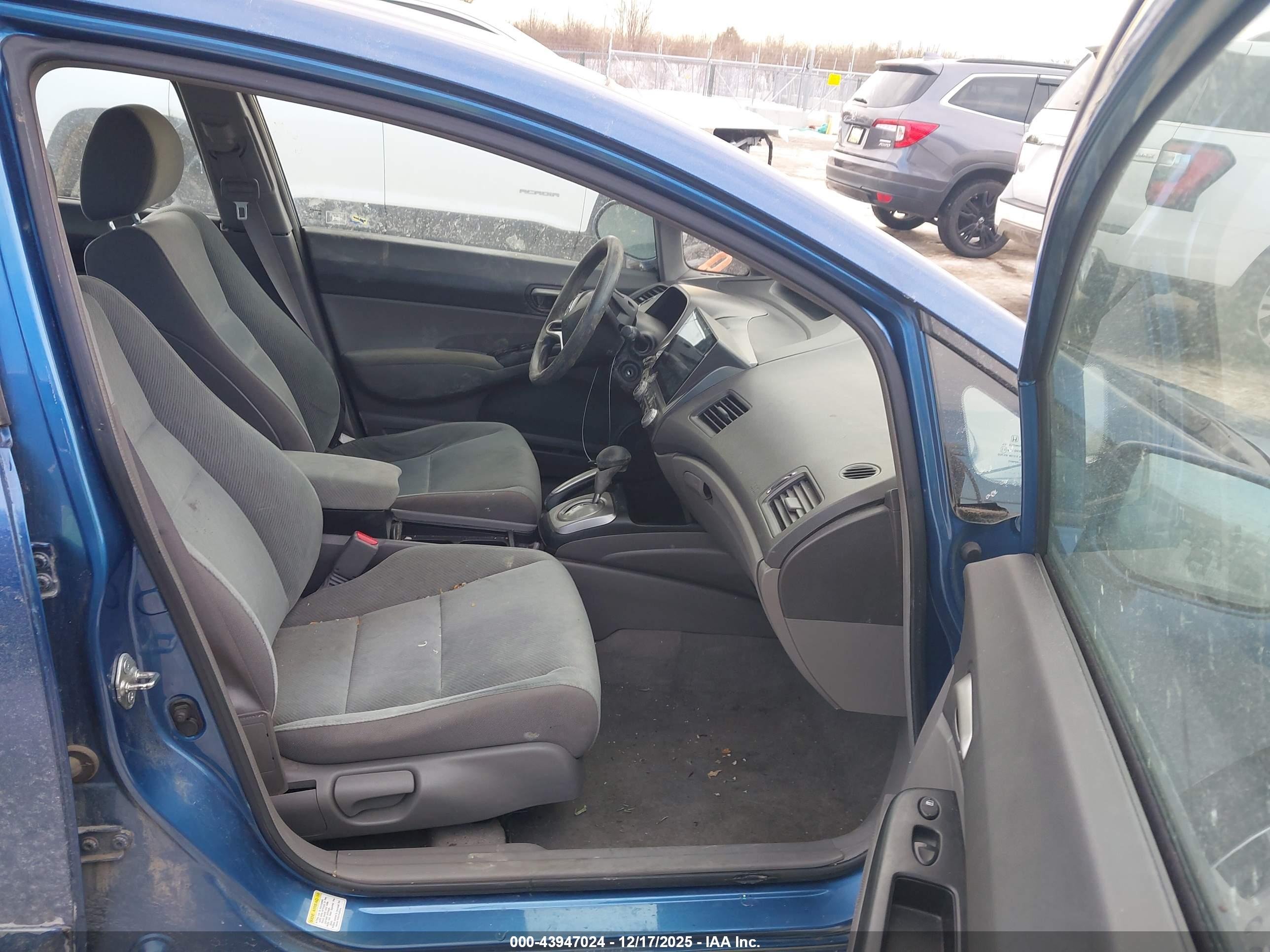 HONDA CIVIC image 5