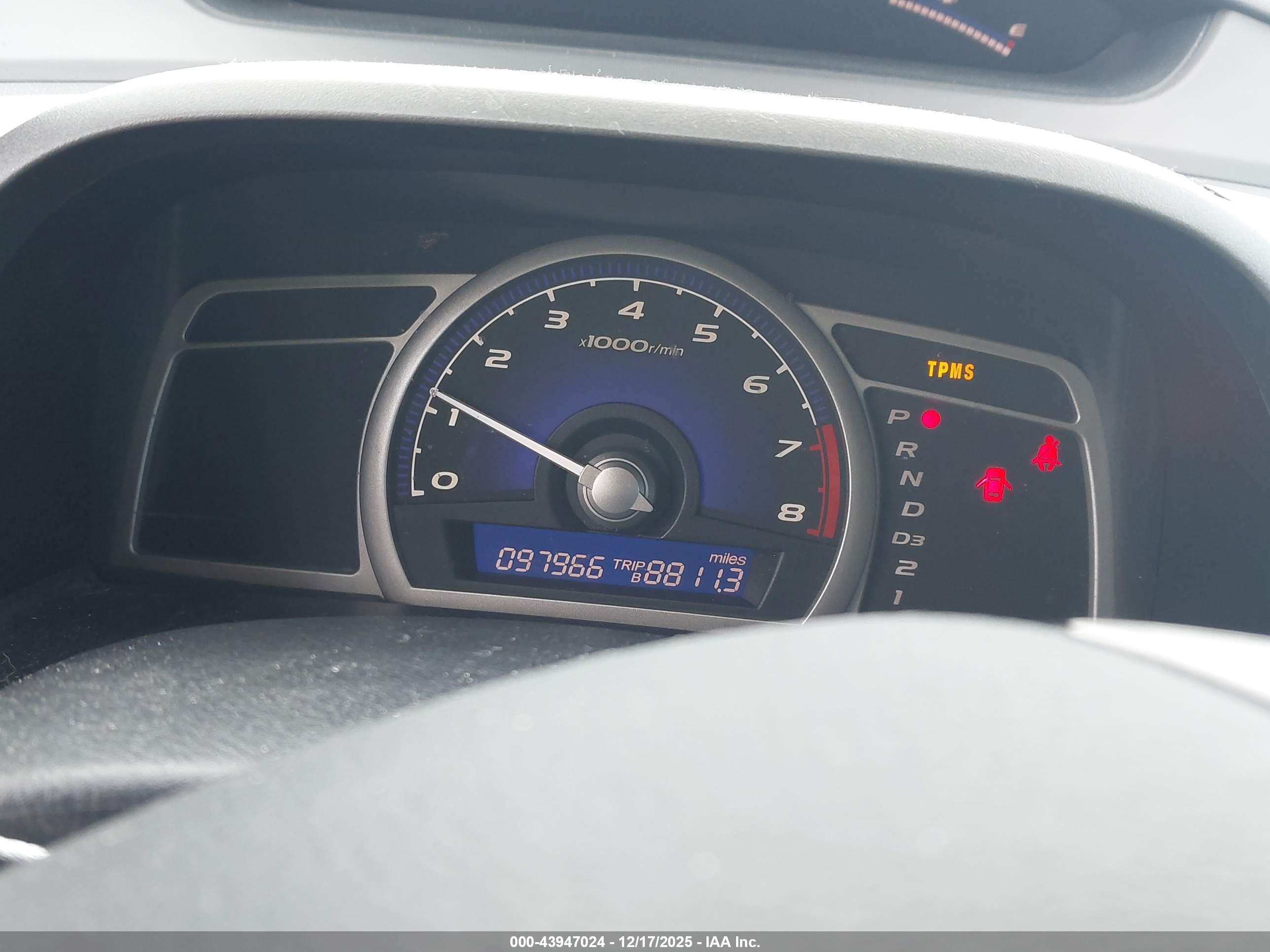 HONDA CIVIC image 7