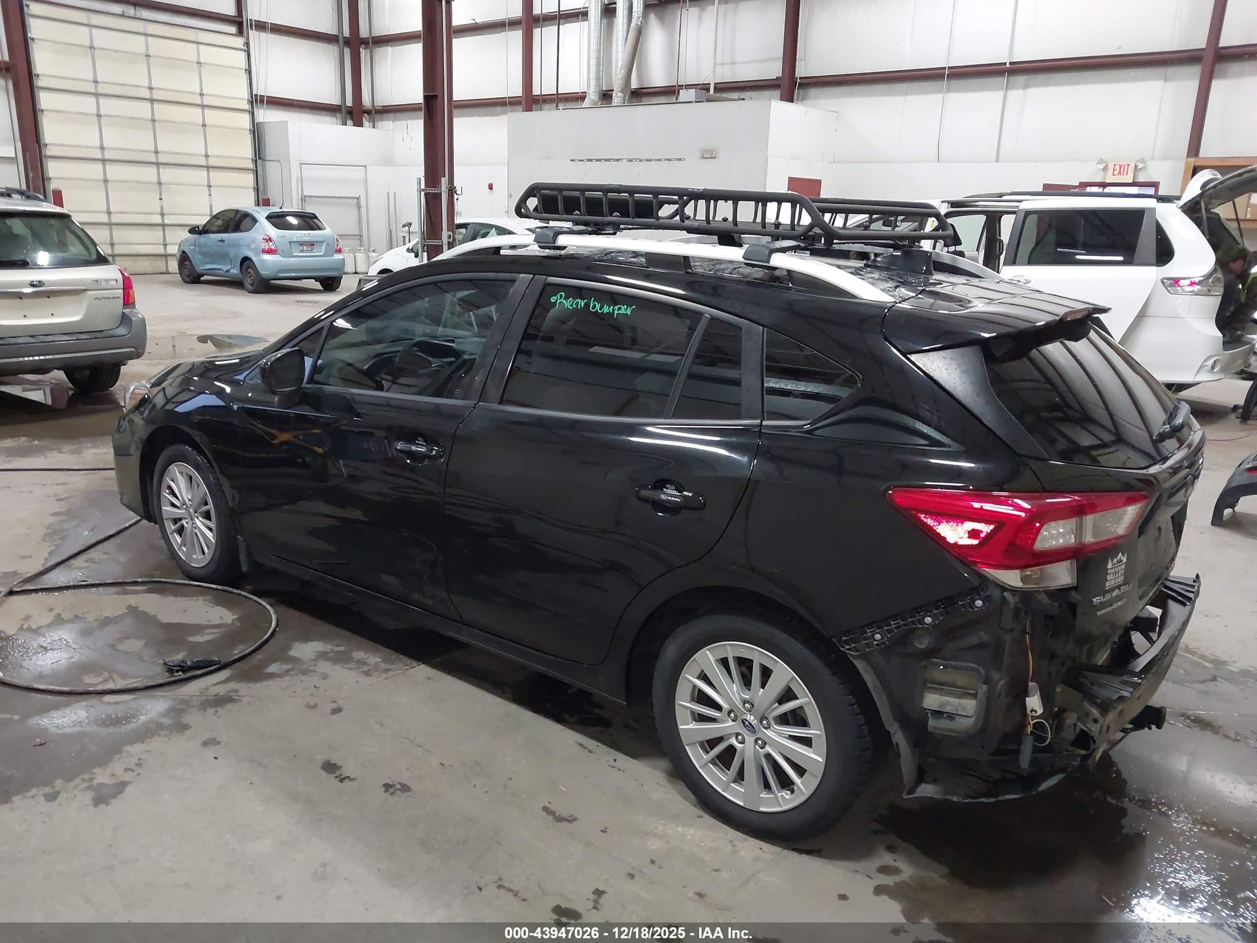 SUBARU IMPREZA image 3