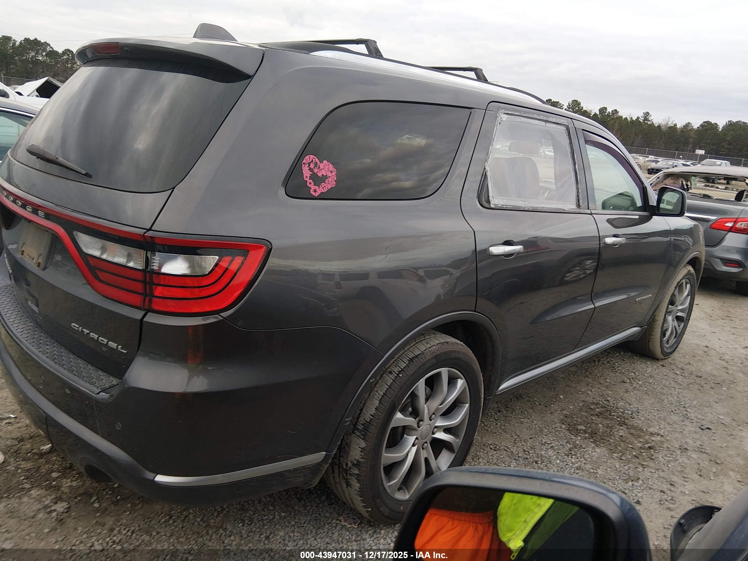 DODGE DURANGO image 4