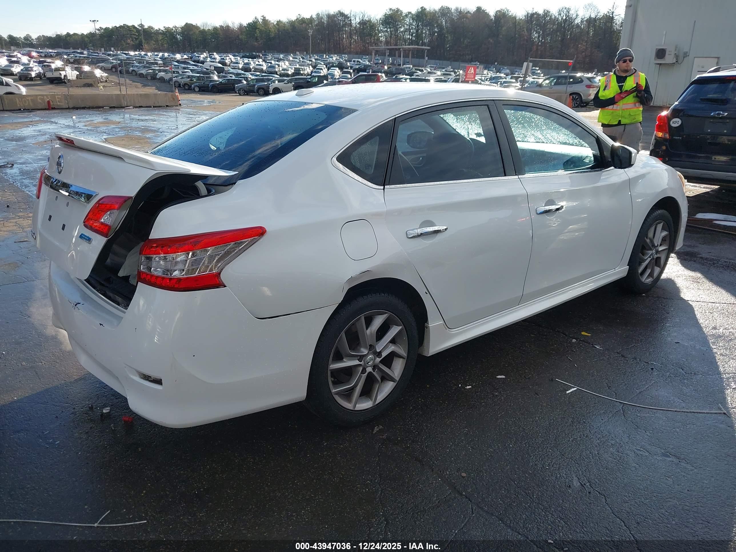 NISSAN SENTRA image 4
