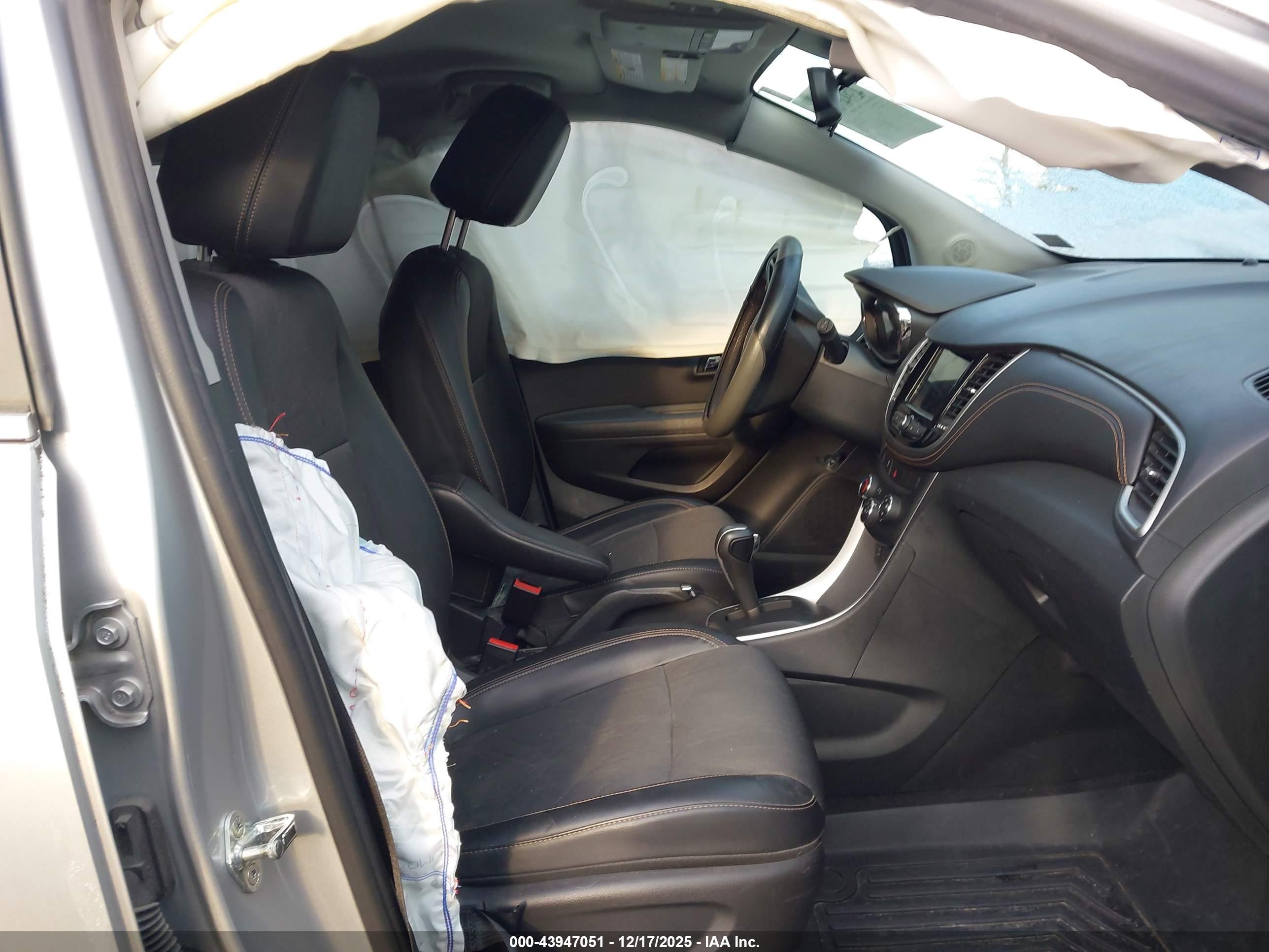 CHEVROLET TRAX image 5