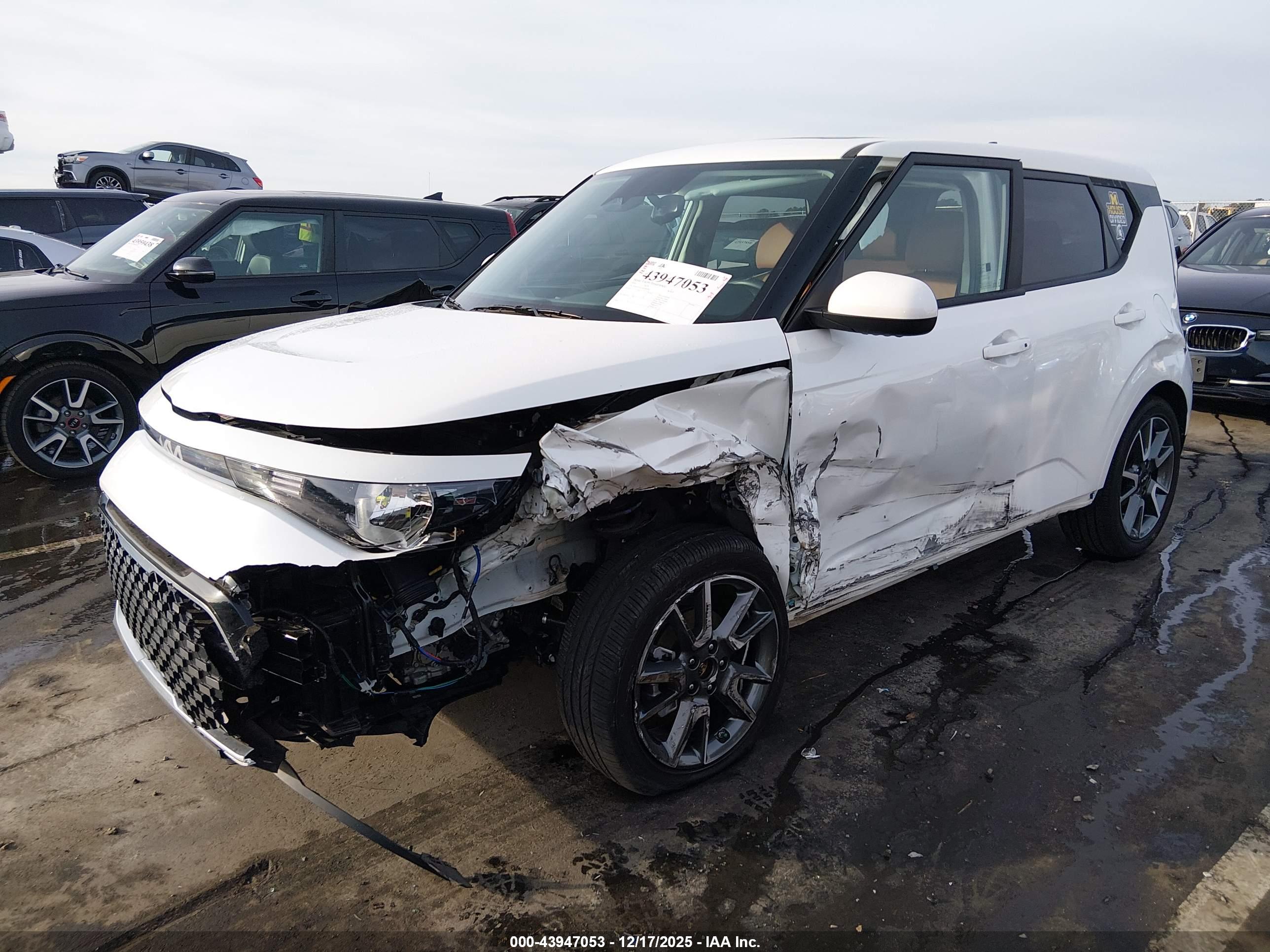 KIA SOUL image 2