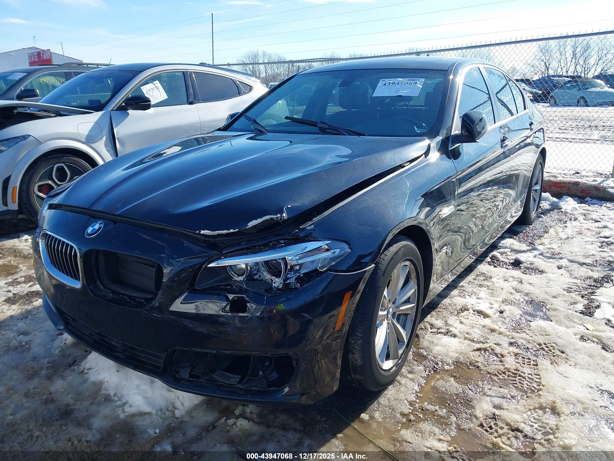BMW 528I image 2