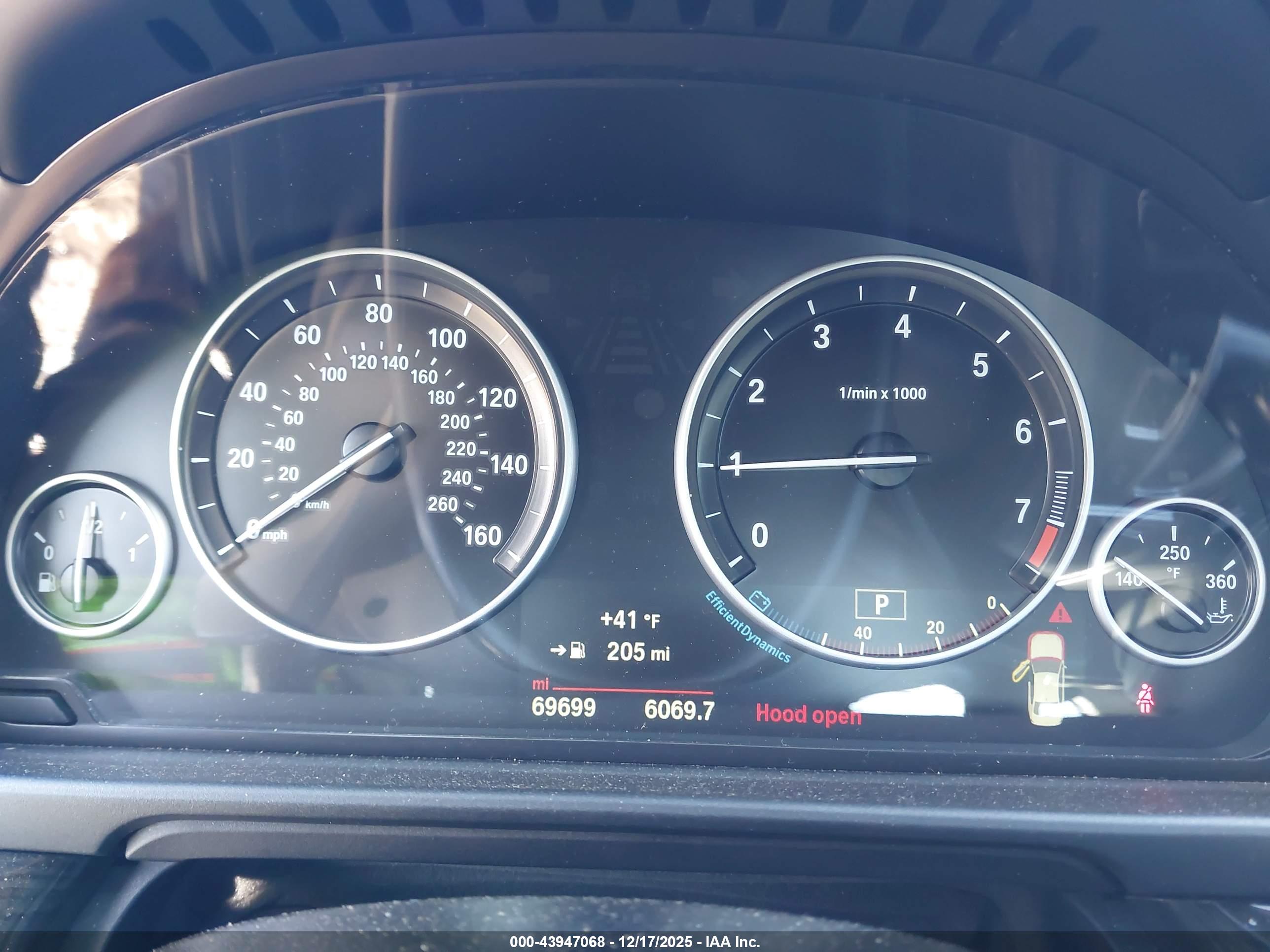 BMW 528I image 7