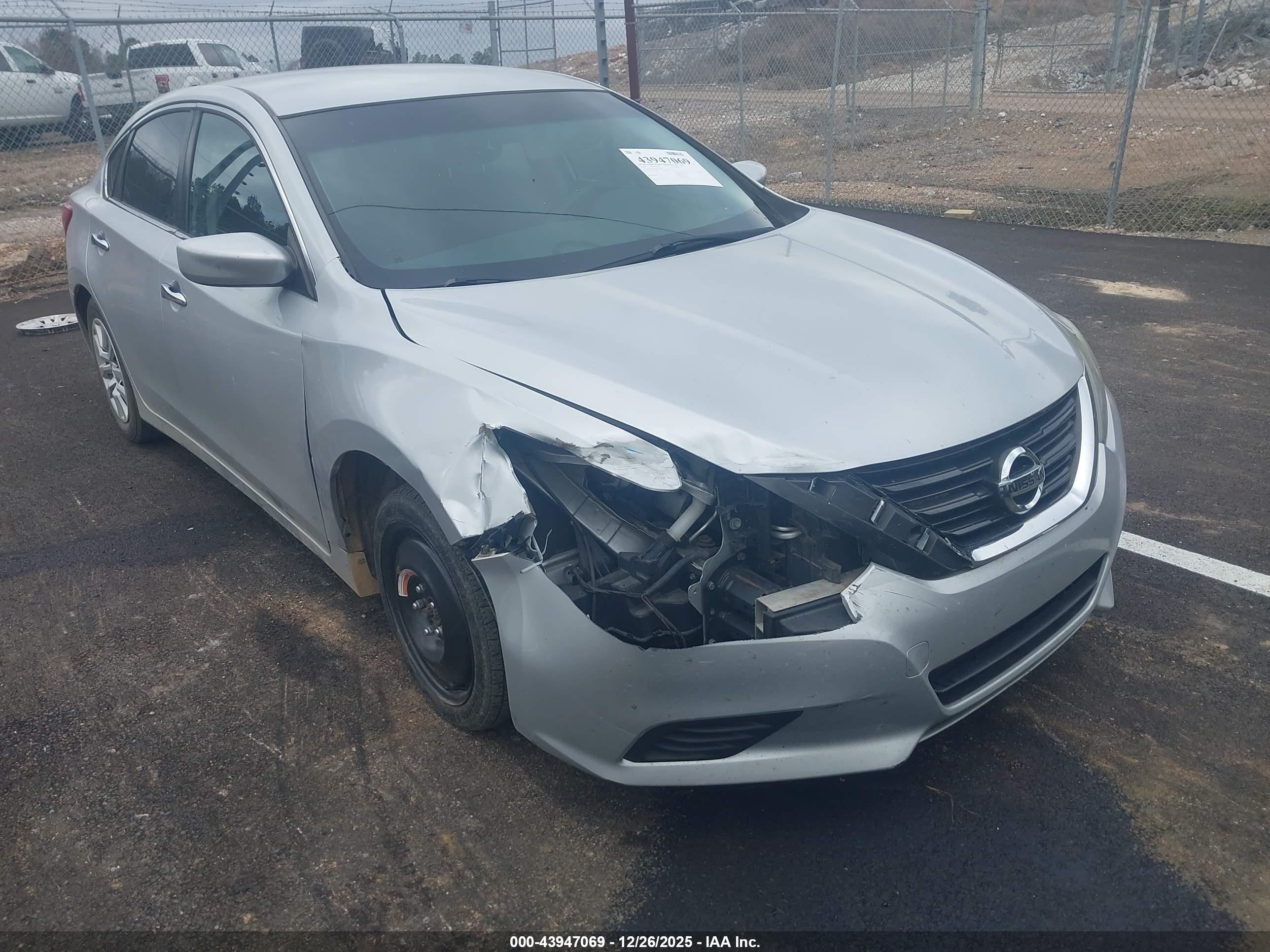NISSAN ALTIMA image 6