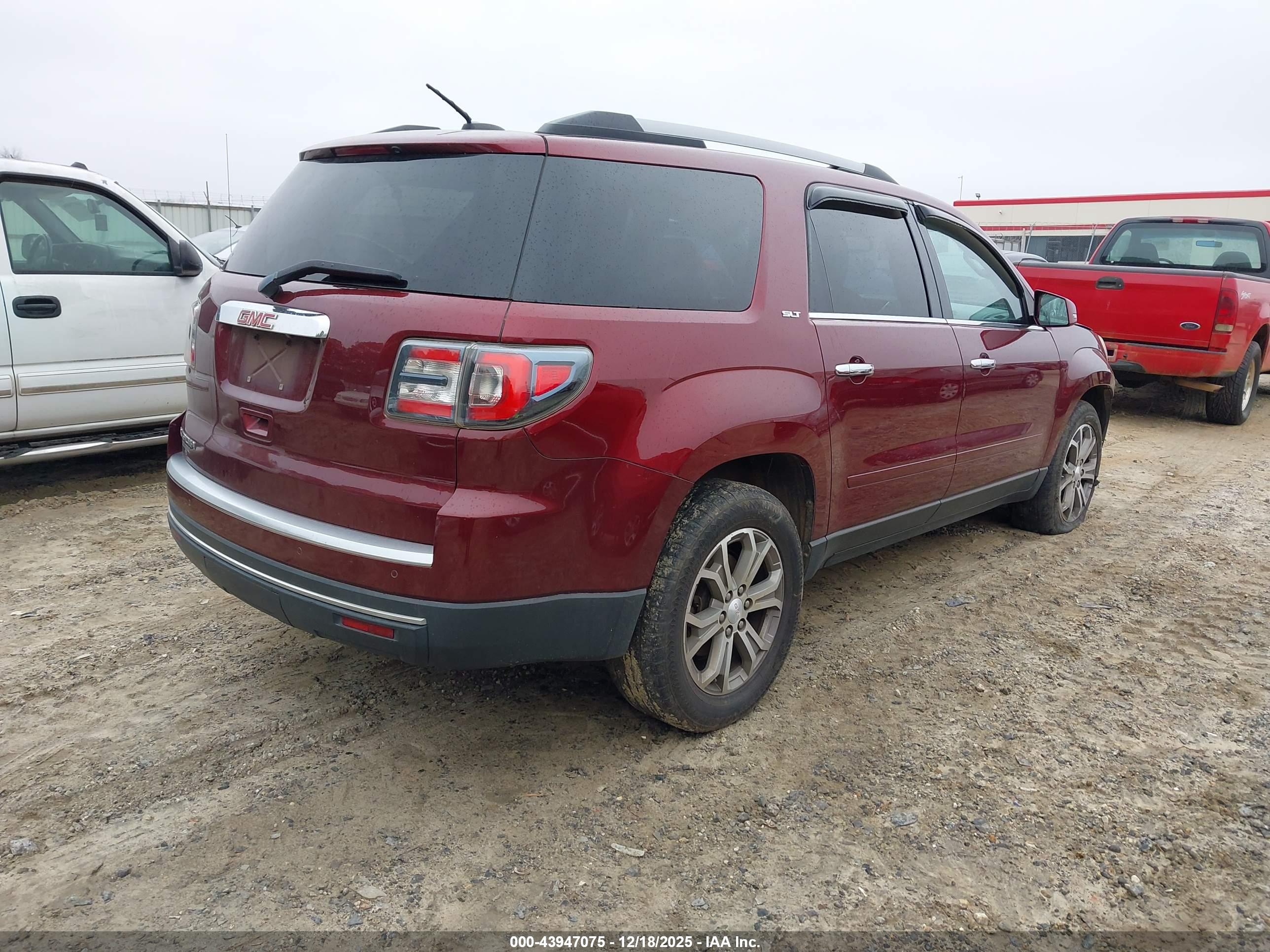 GMC ACADIA image 4