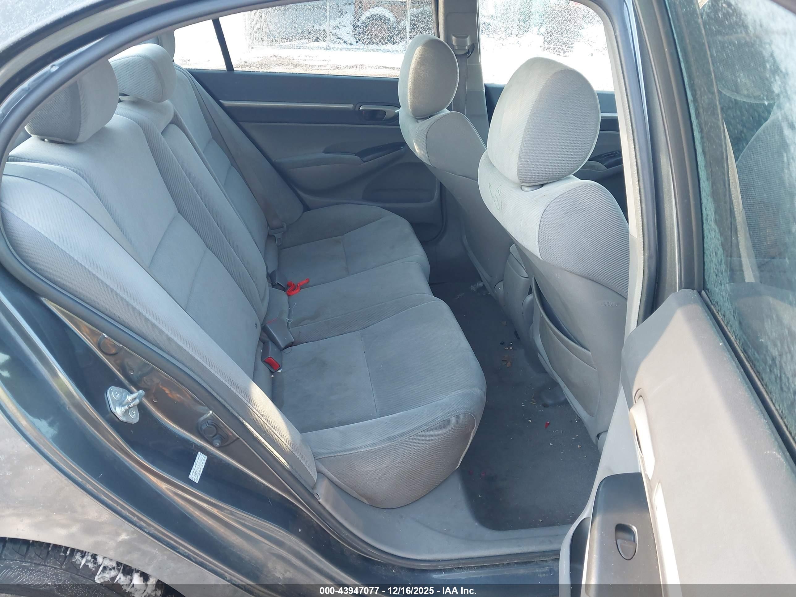 HONDA CIVIC image 8