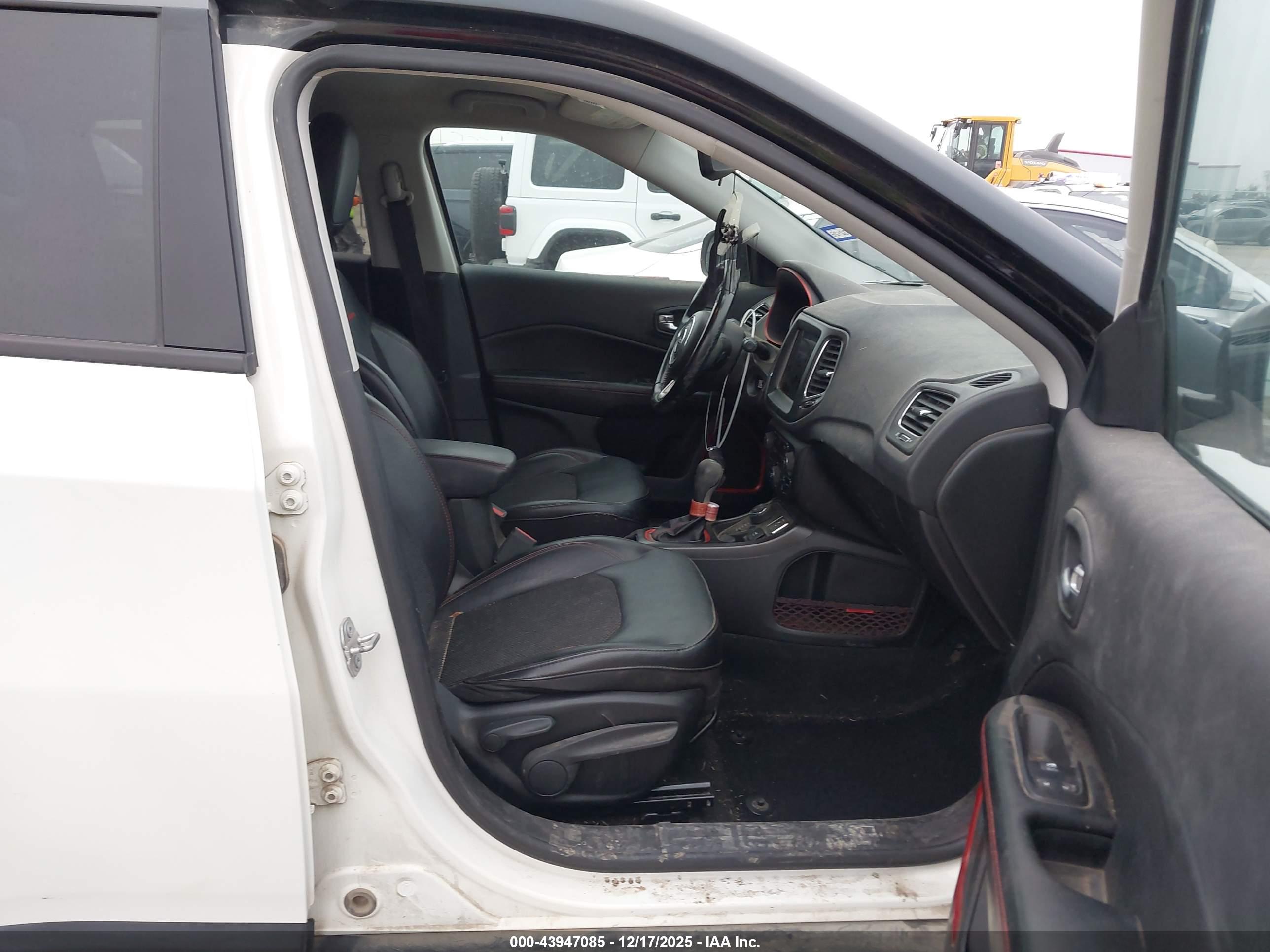 JEEP COMPASS image 5
