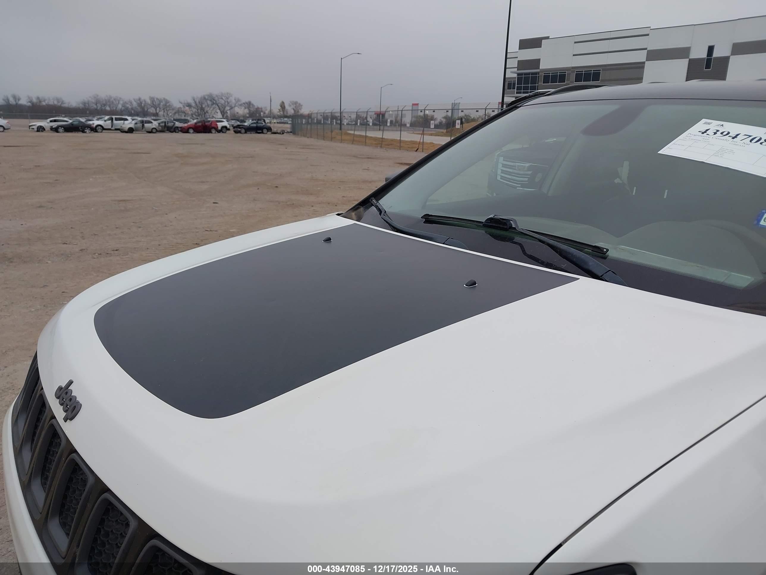 JEEP COMPASS image 6