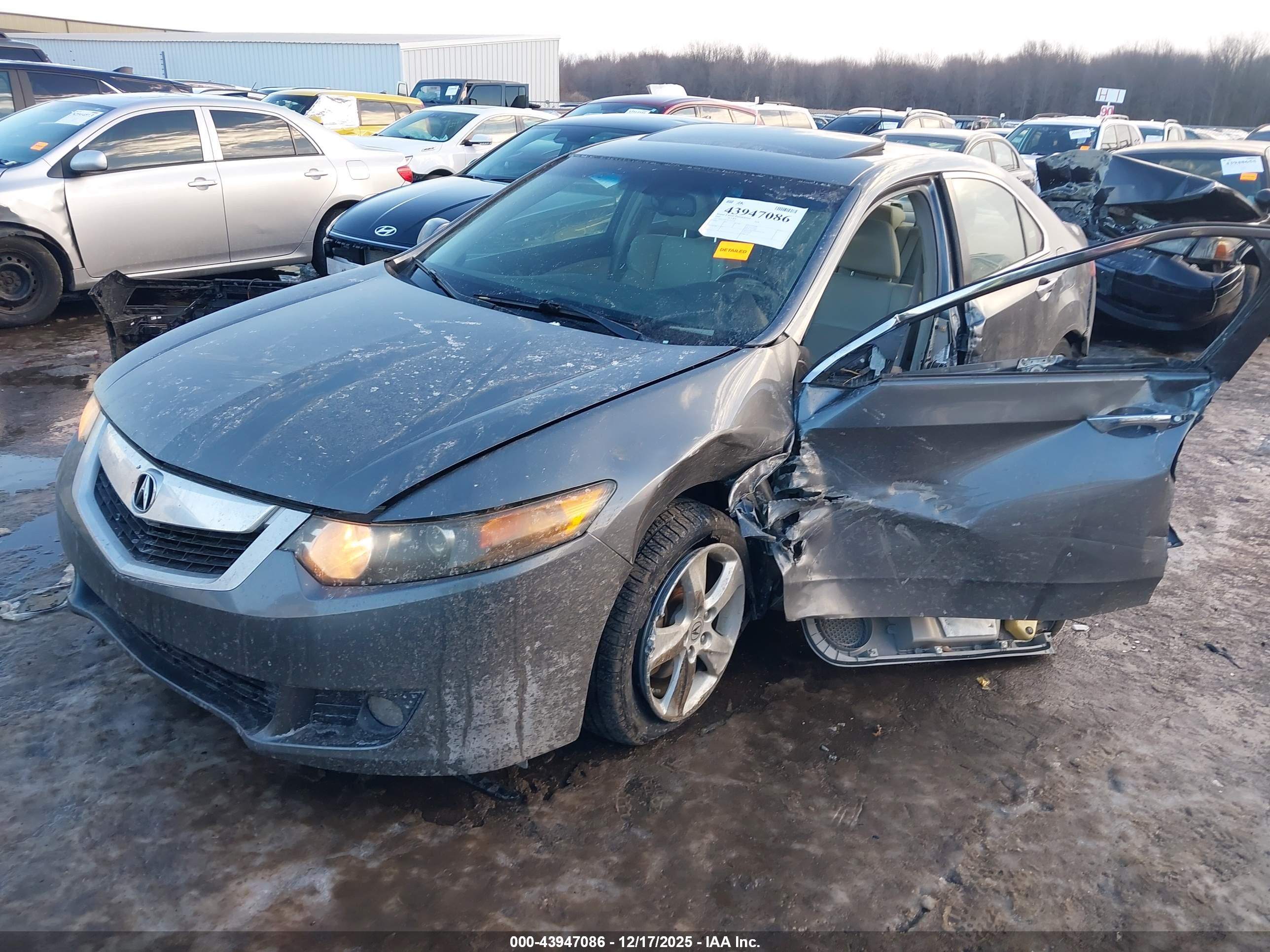 ACURA TSX image 2