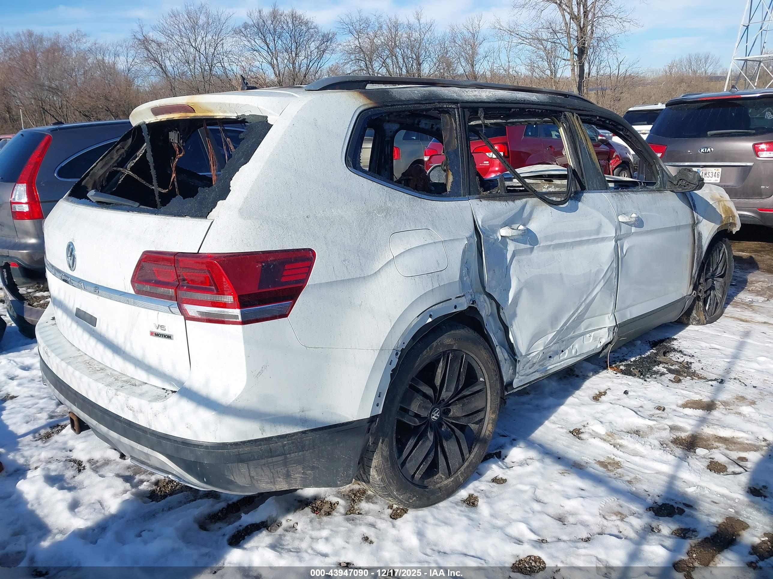 VOLKSWAGEN ATLAS image 4