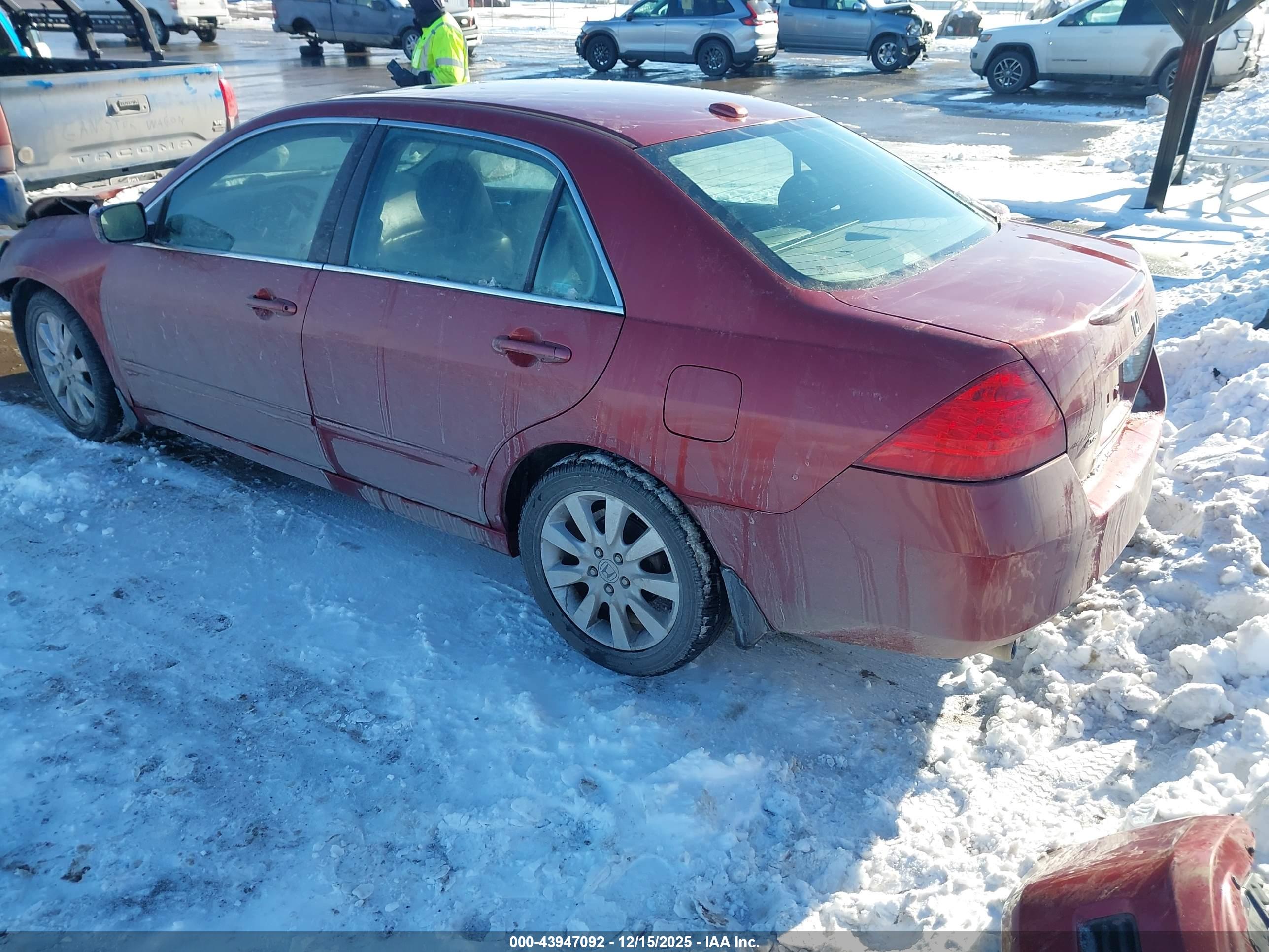 HONDA ACCORD image 3