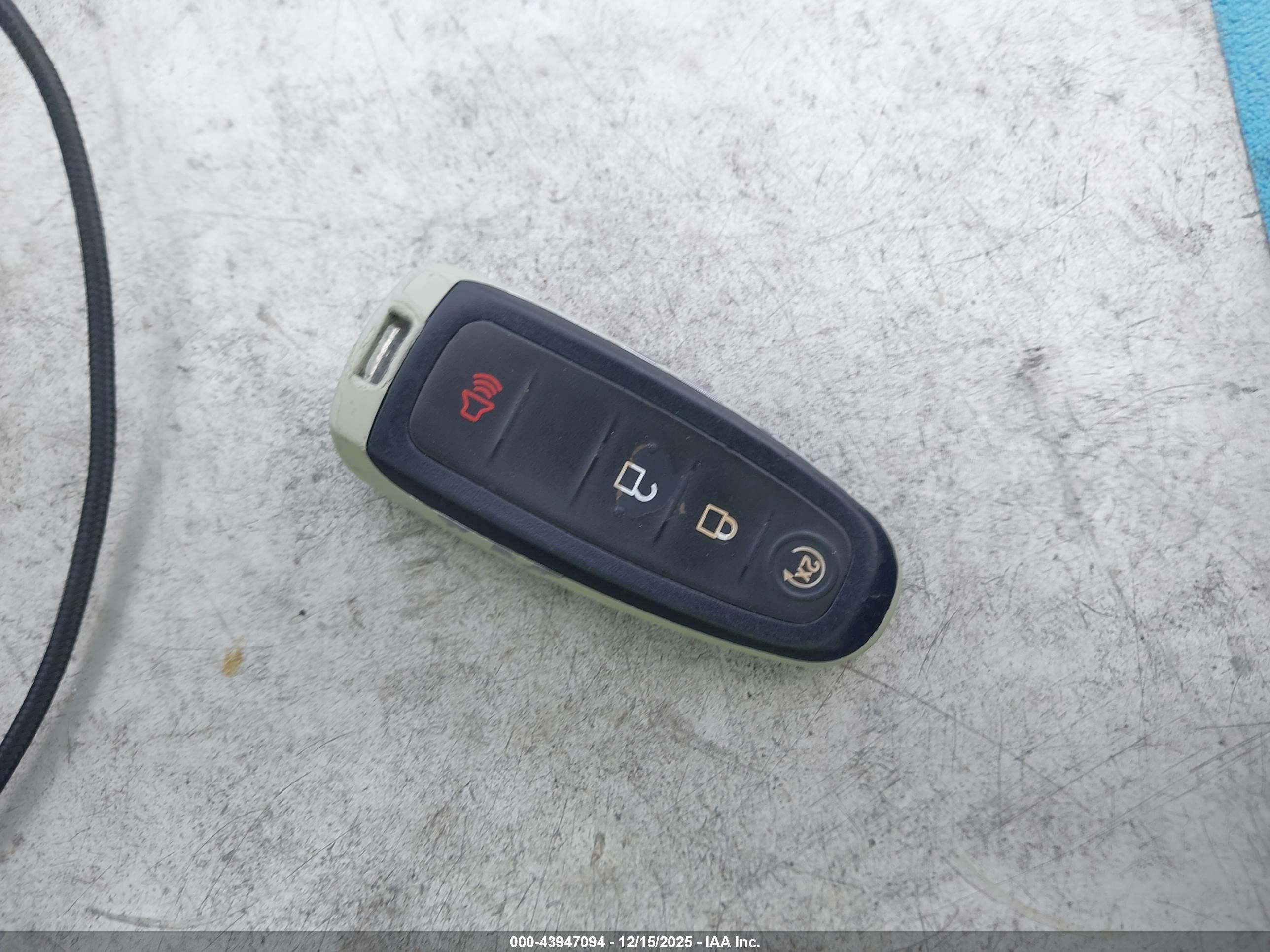 FORD EXPLORER image 11