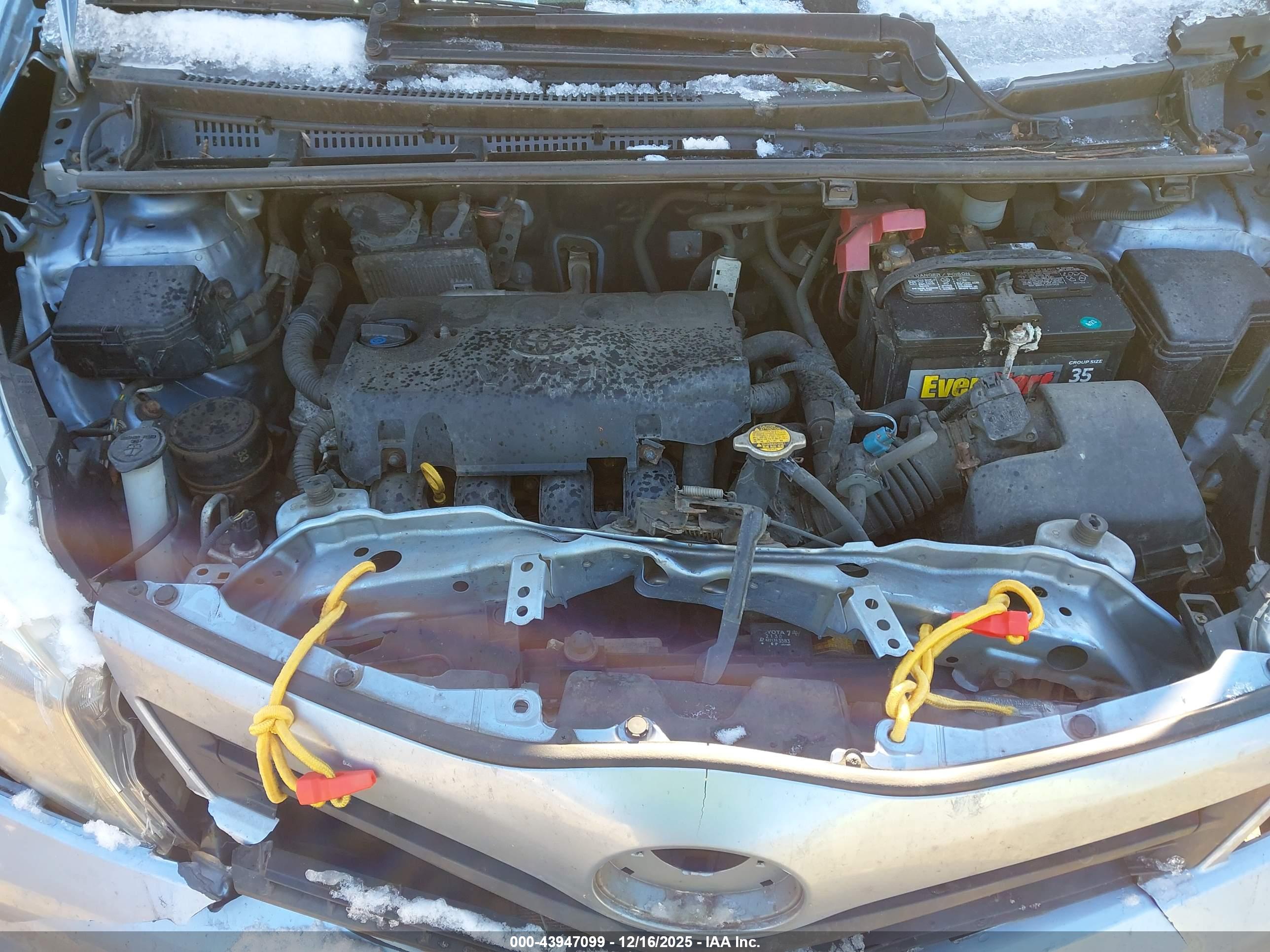 TOYOTA YARIS image 10