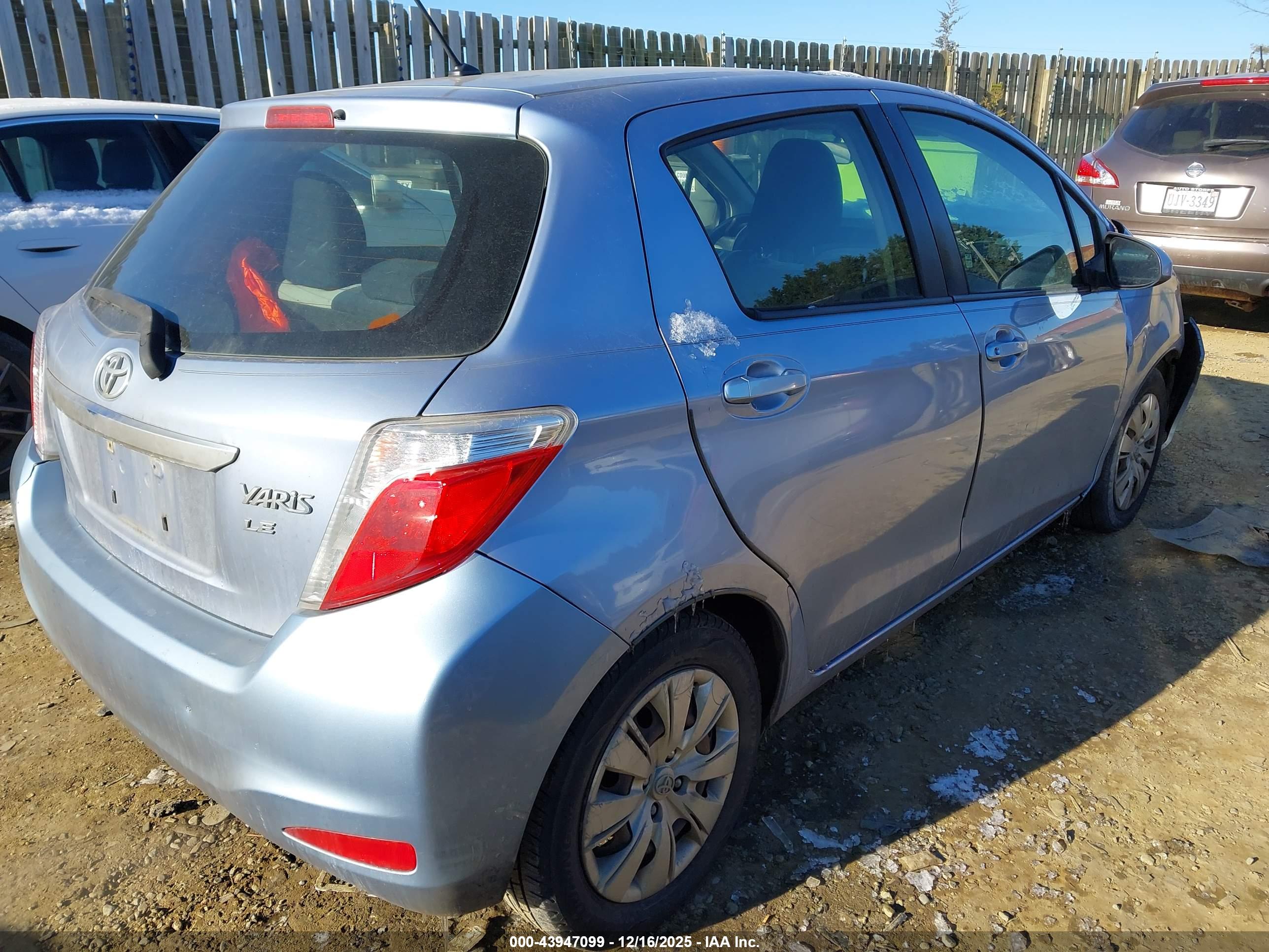 TOYOTA YARIS image 4