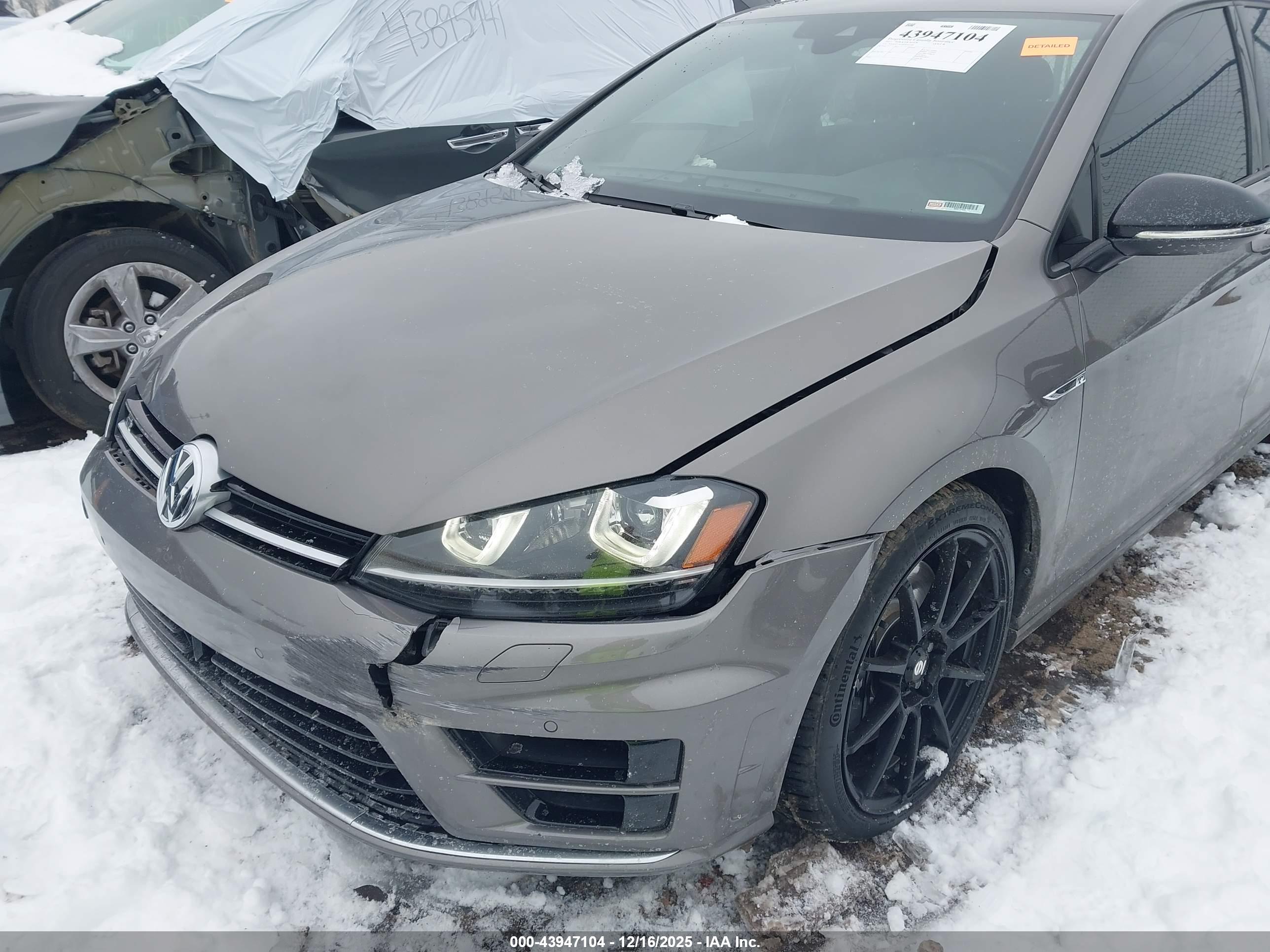 VOLKSWAGEN GOLF image 6