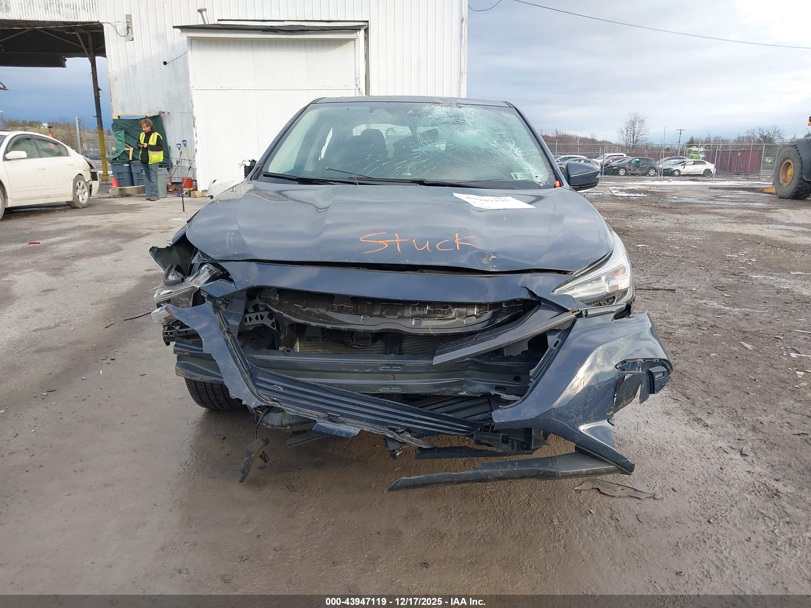 SUBARU LEGACY image 6
