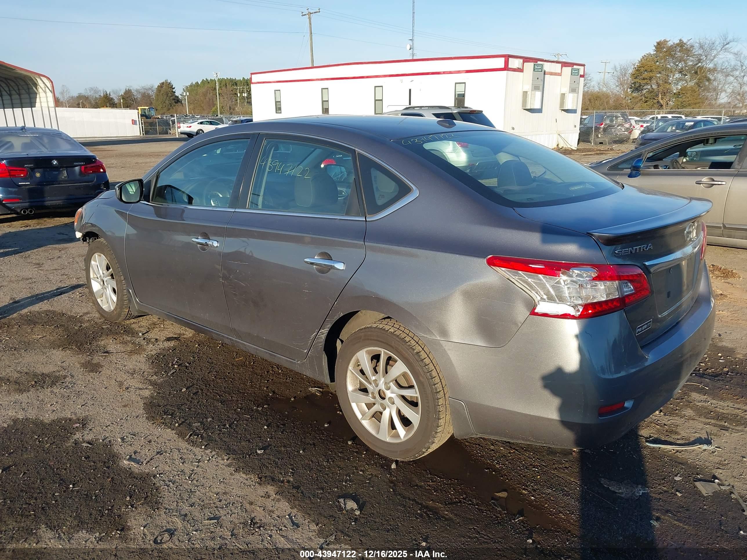 NISSAN SENTRA image 3