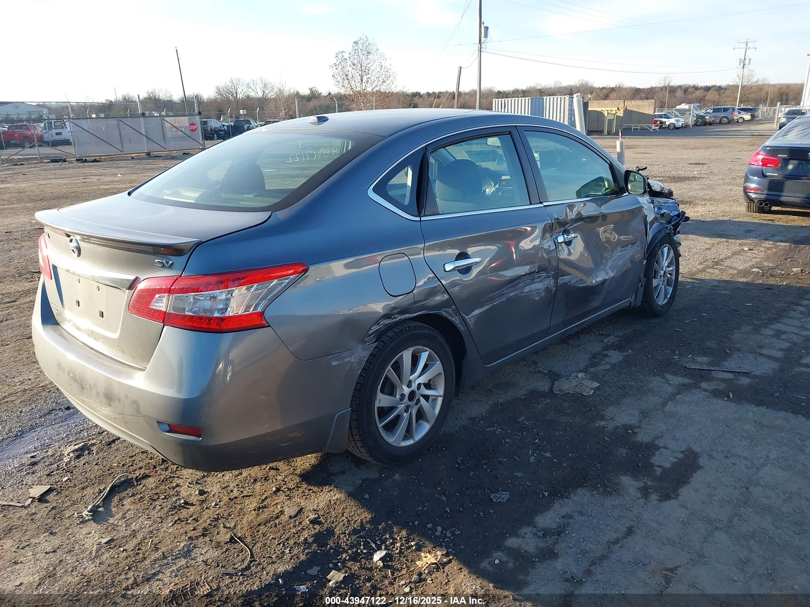 NISSAN SENTRA image 4