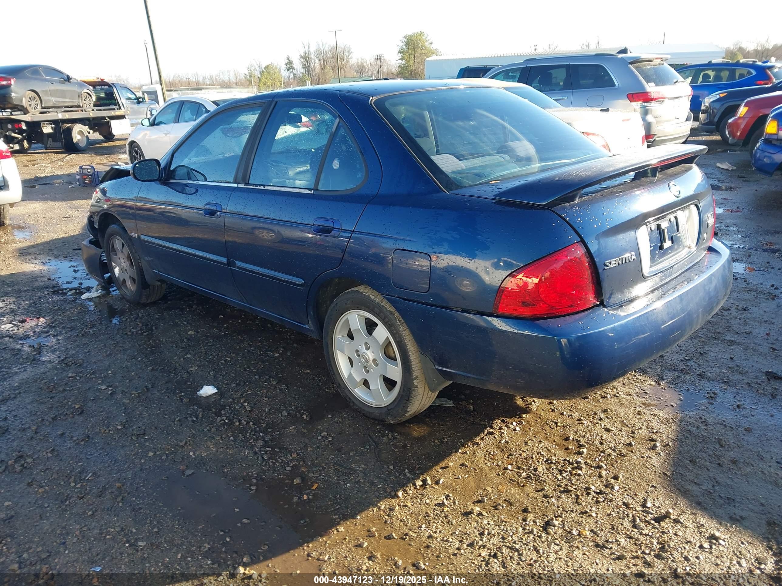 NISSAN SENTRA image 3