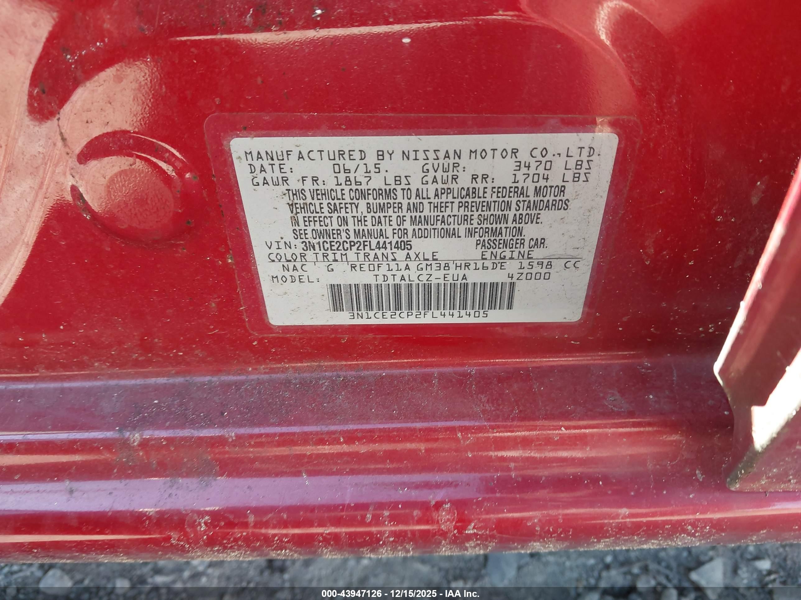 NISSAN VERSA image 9