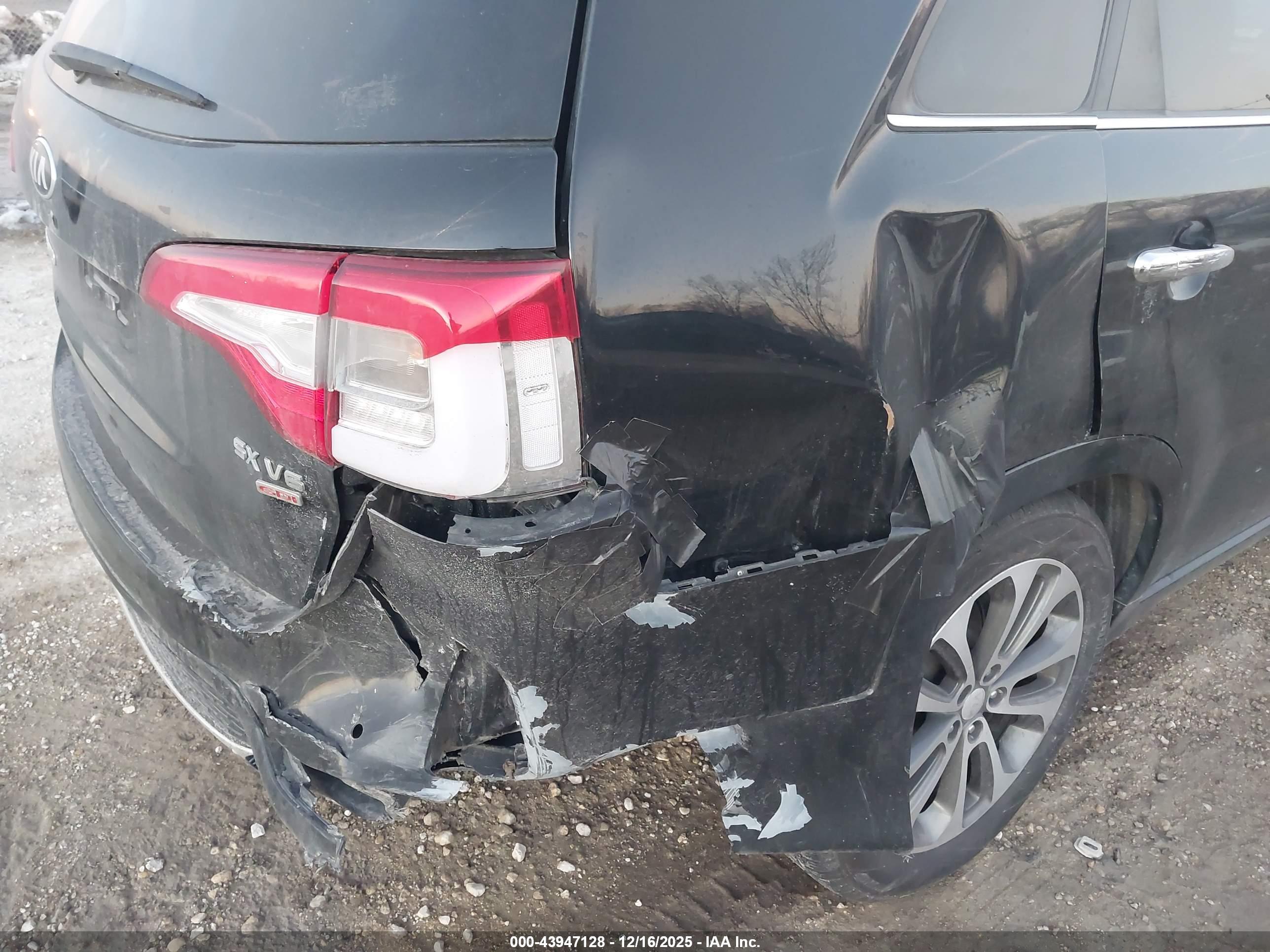 KIA SORENTO image 6