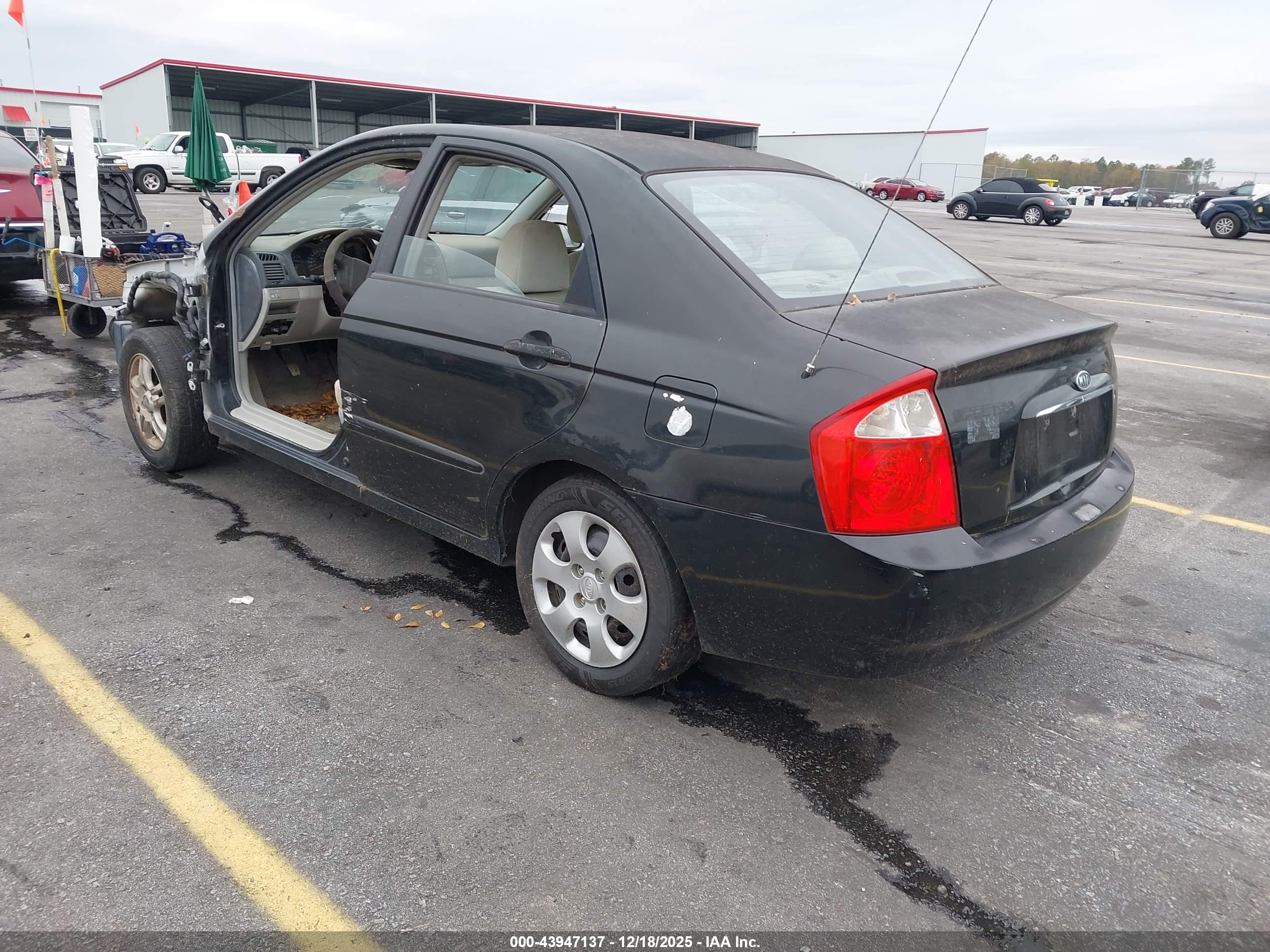 KIA SPECTRA image 3