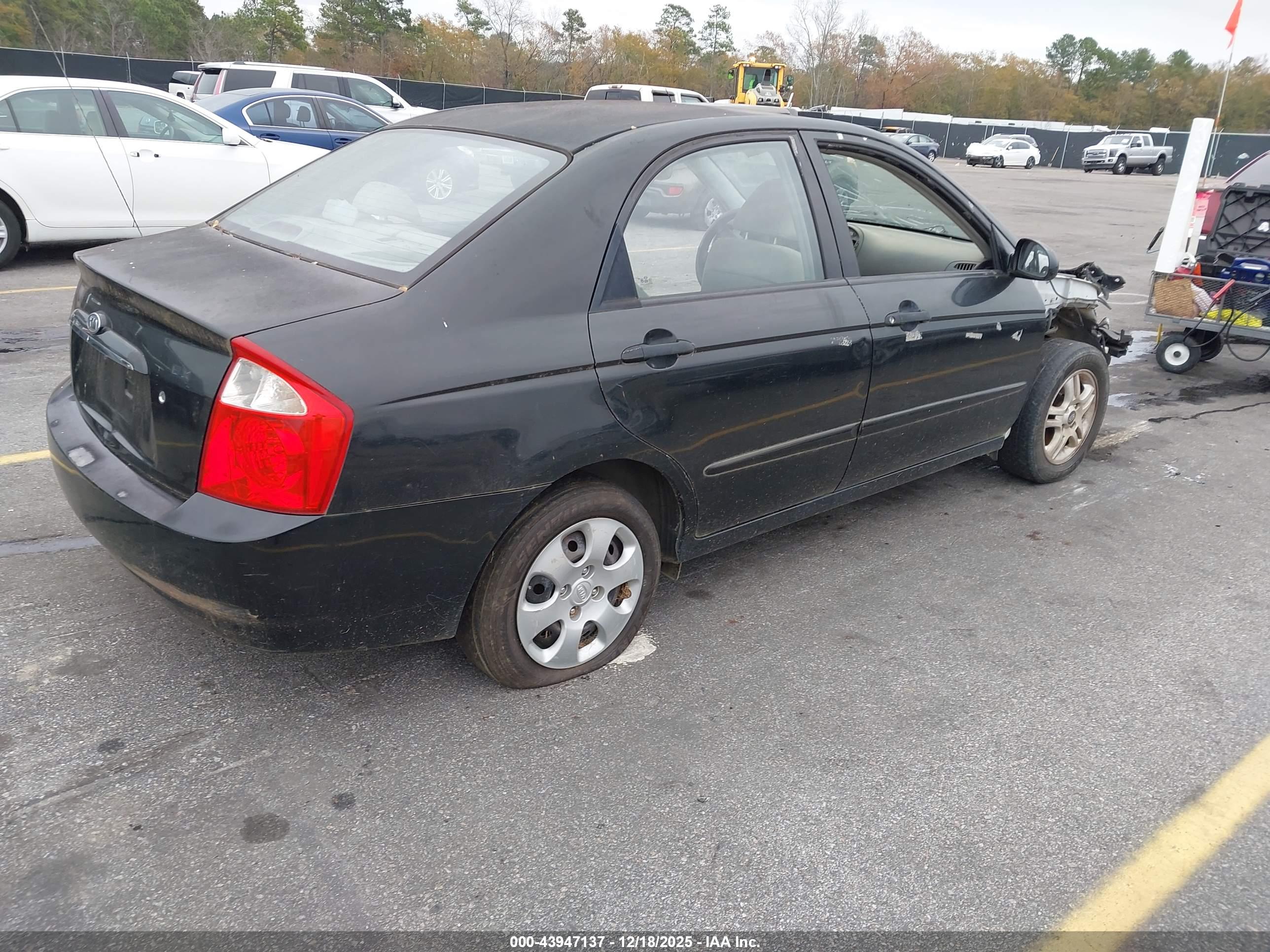 KIA SPECTRA image 4