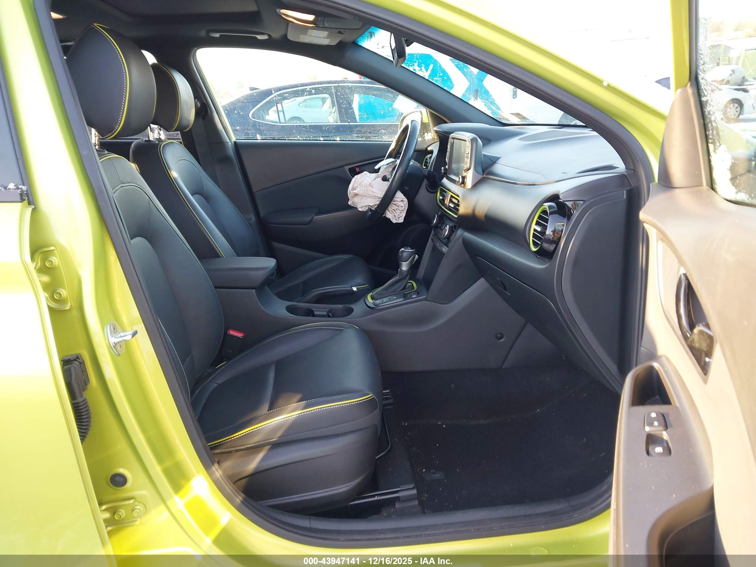 HYUNDAI KONA image 5