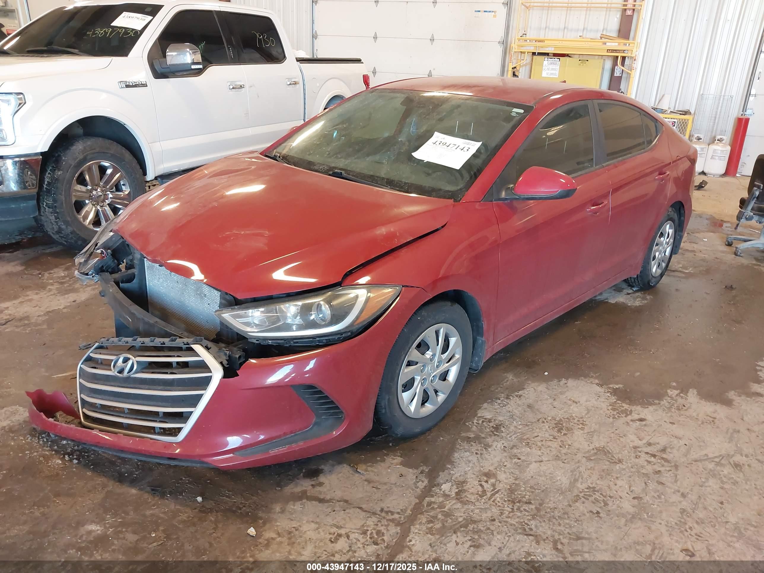 HYUNDAI ELANTRA image 2