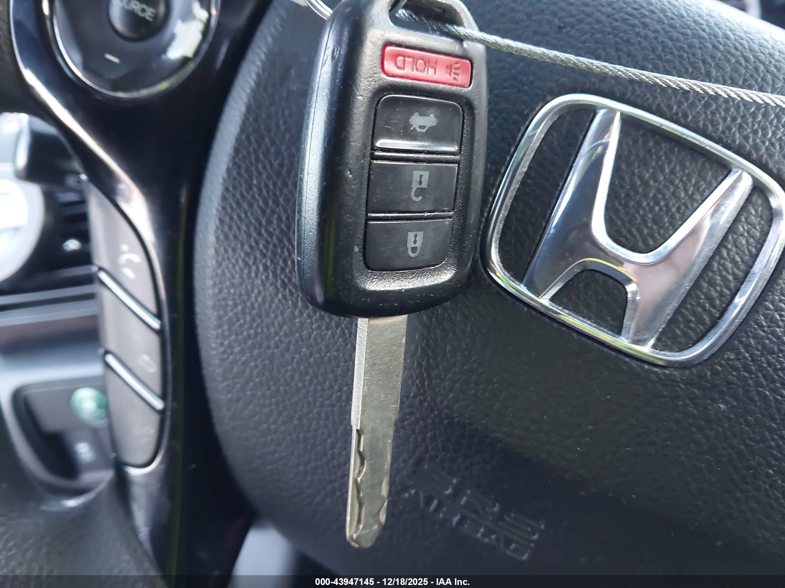 HONDA ACCORD image 11