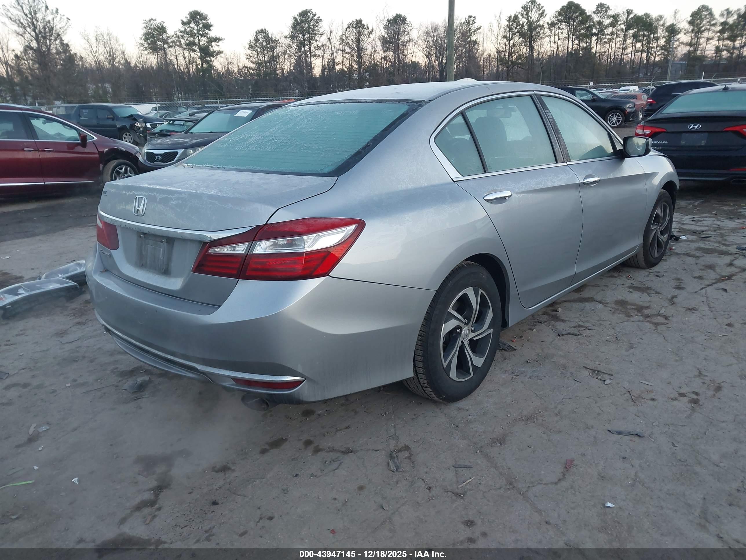 HONDA ACCORD image 4