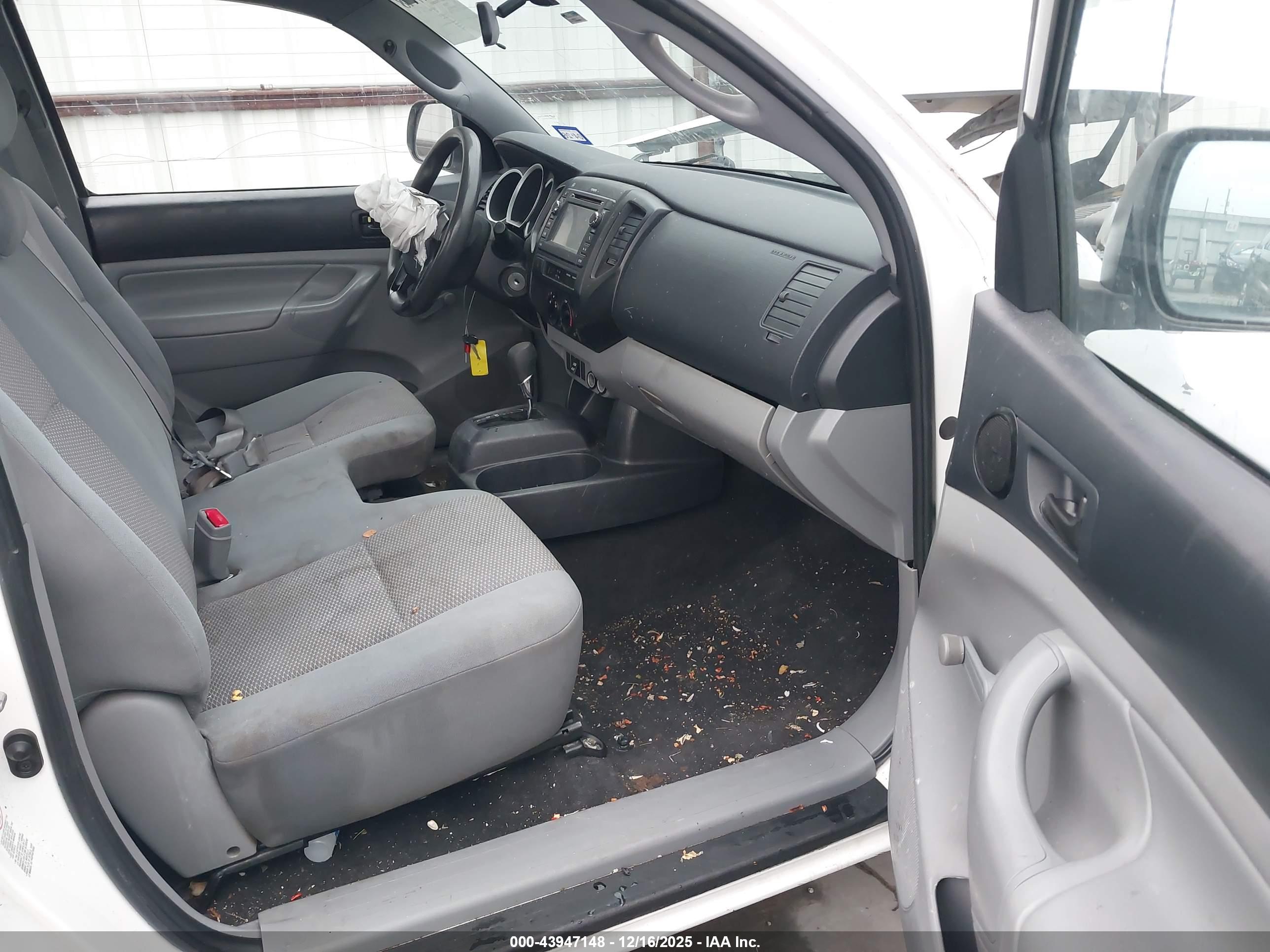TOYOTA TACOMA image 5