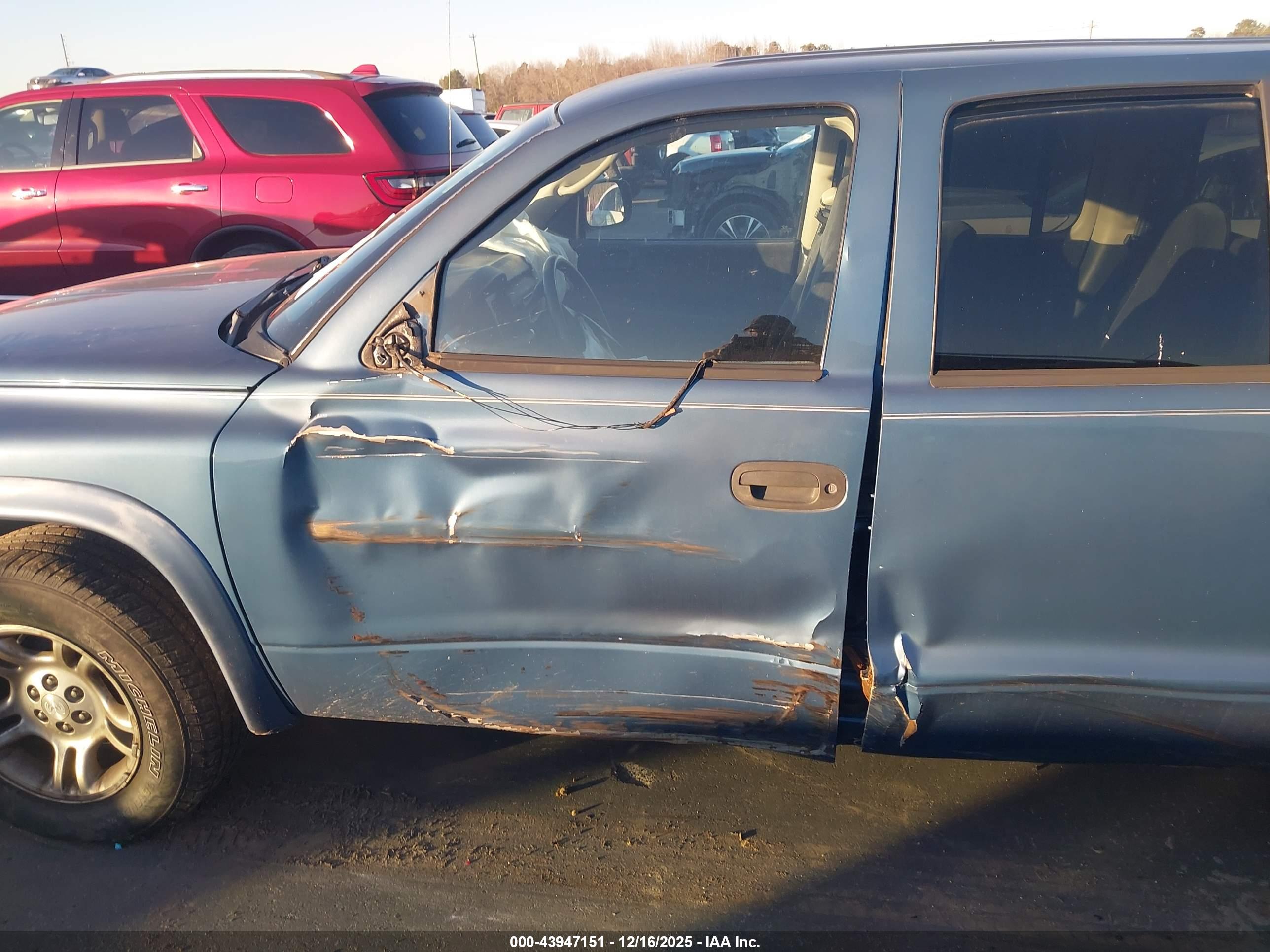 DODGE DAKOTA image 6
