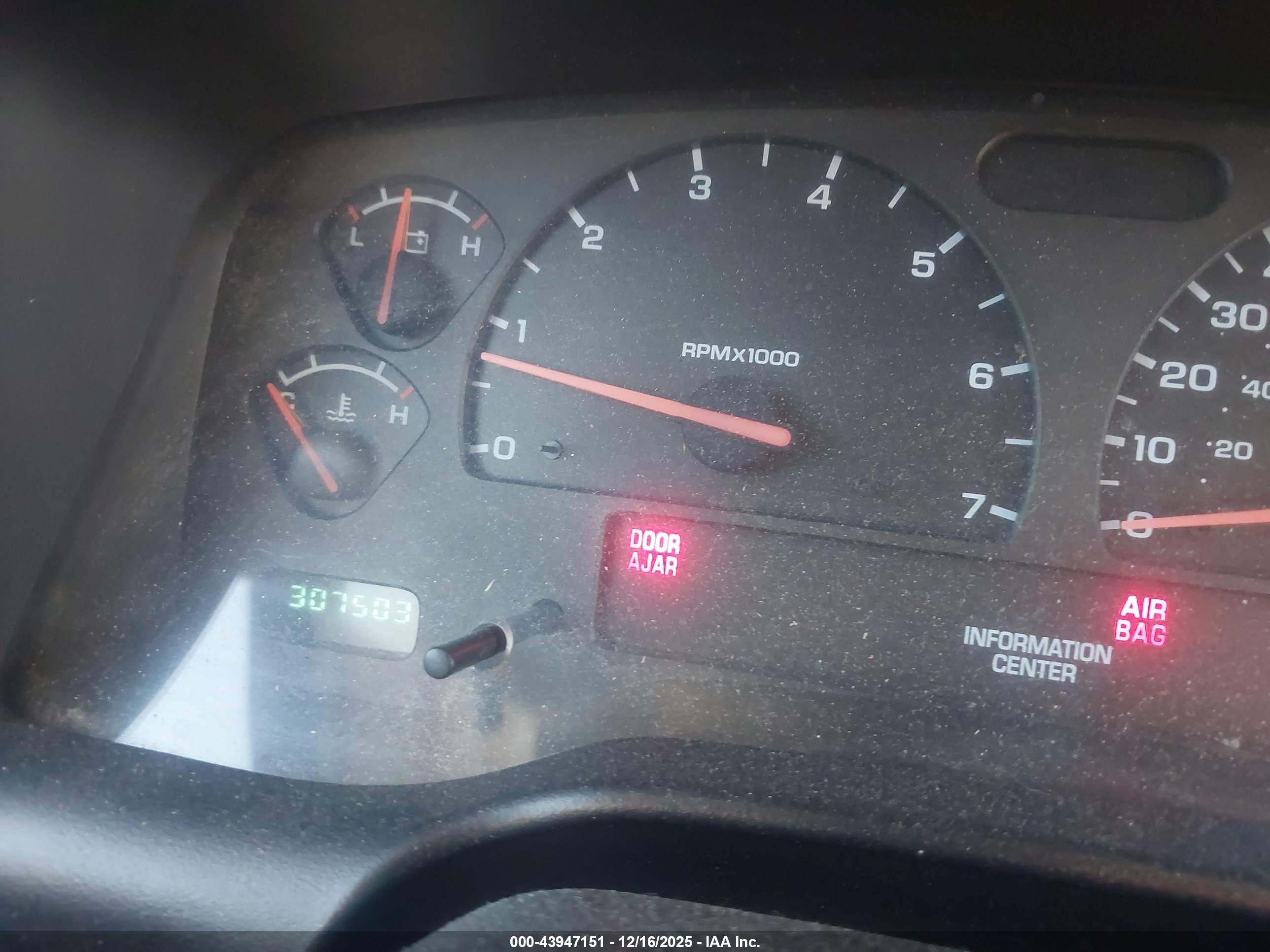 DODGE DAKOTA image 7
