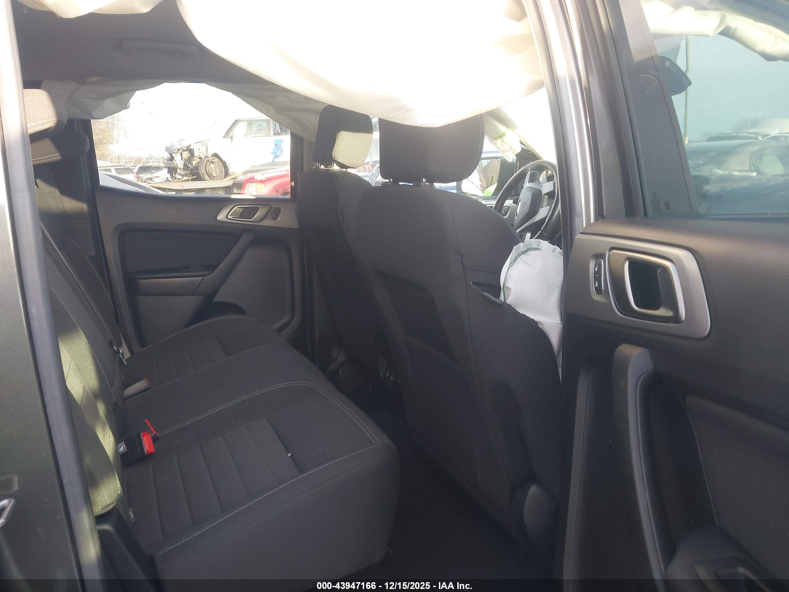 FORD RANGER image 8