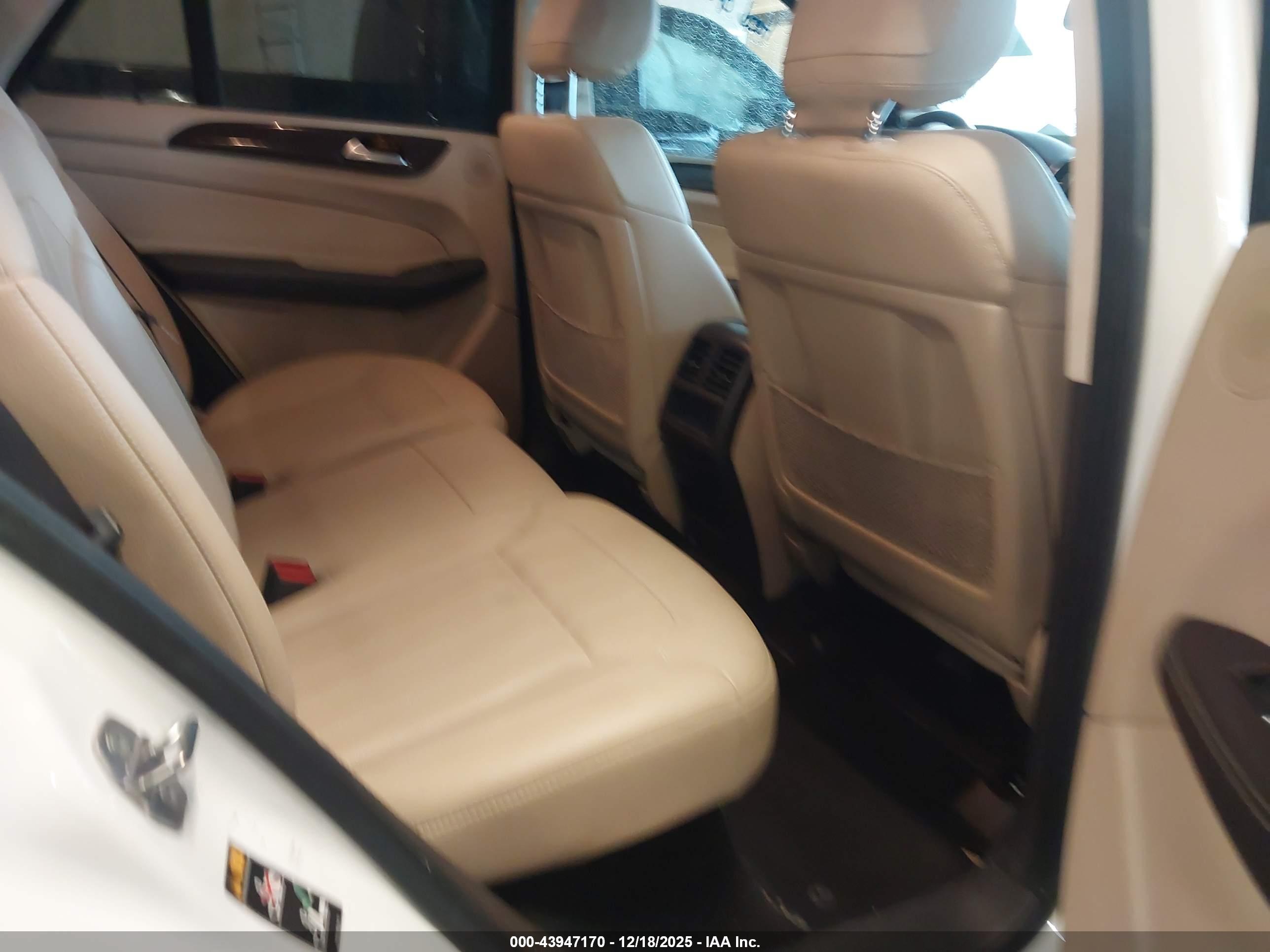 MERCEDES-BENZ GLE image 8