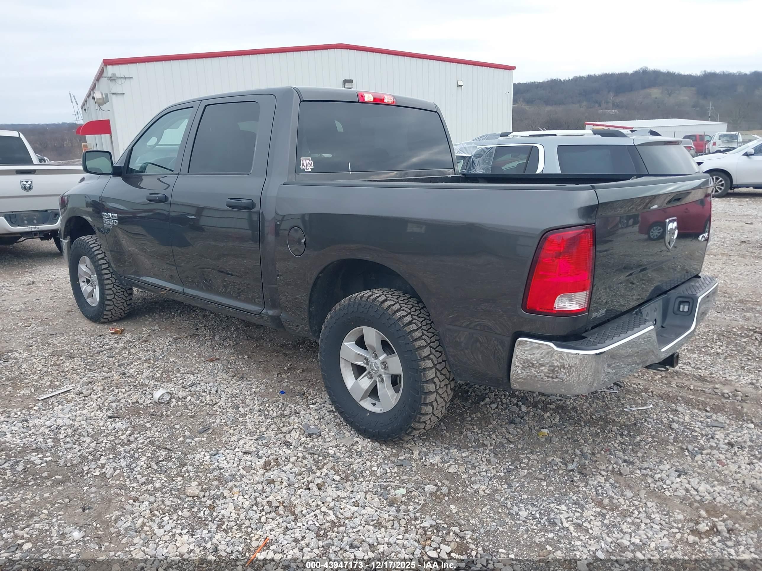 RAM 1500 image 3