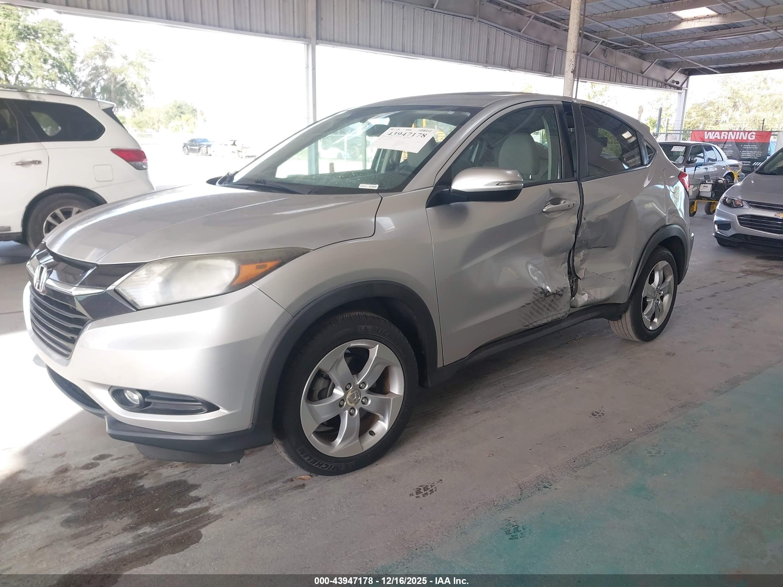 HONDA HR-V image 2