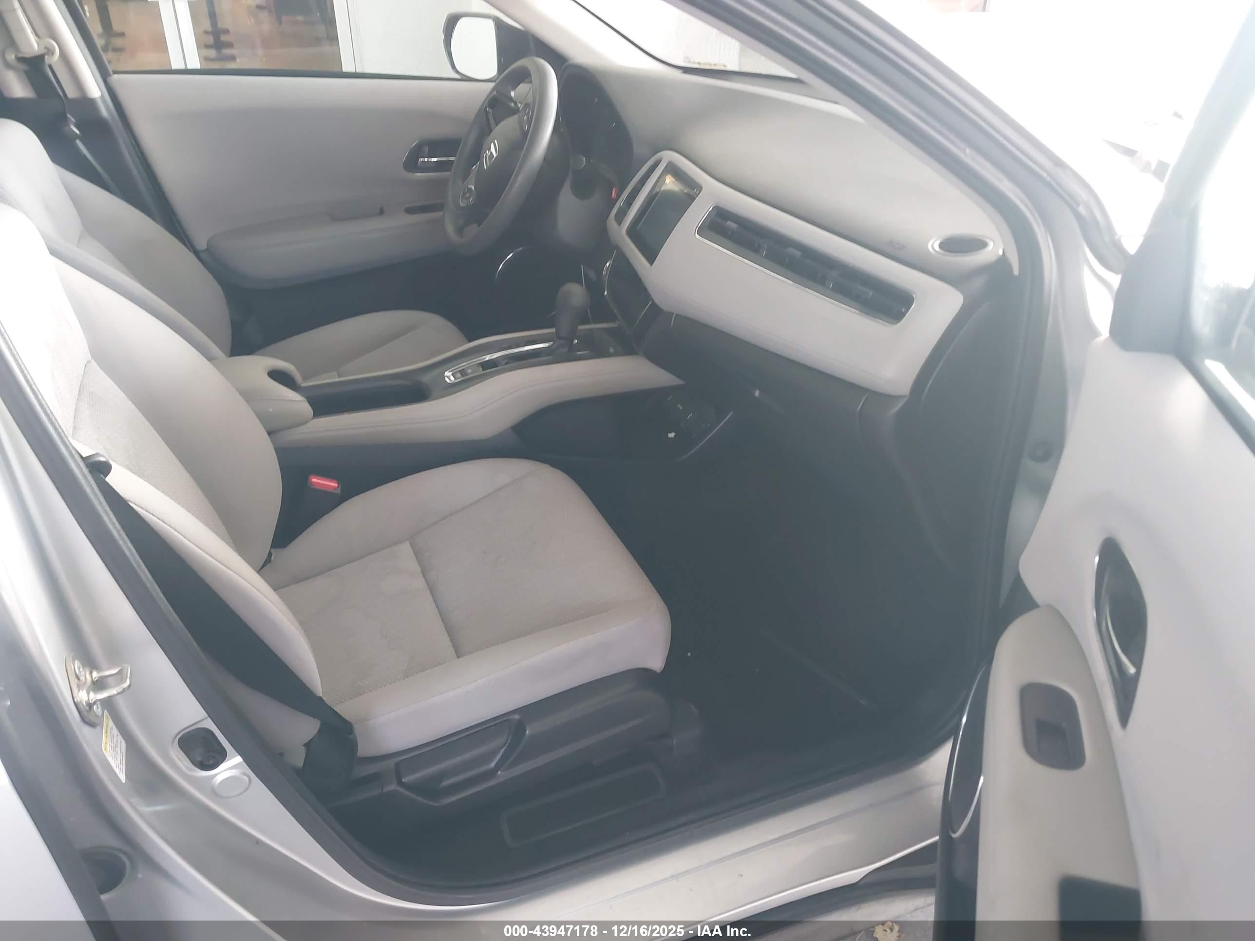 HONDA HR-V image 5