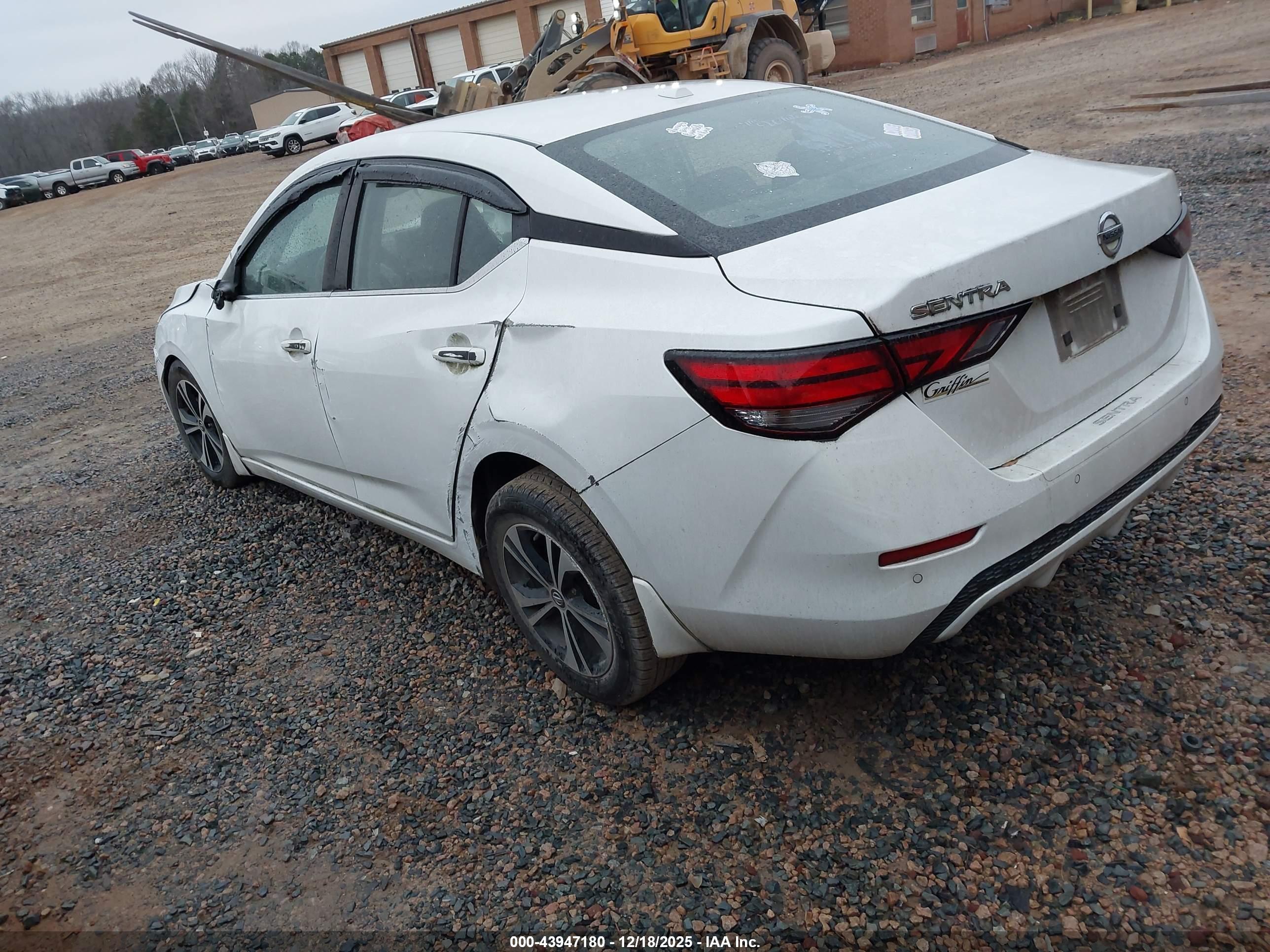 NISSAN SENTRA image 3