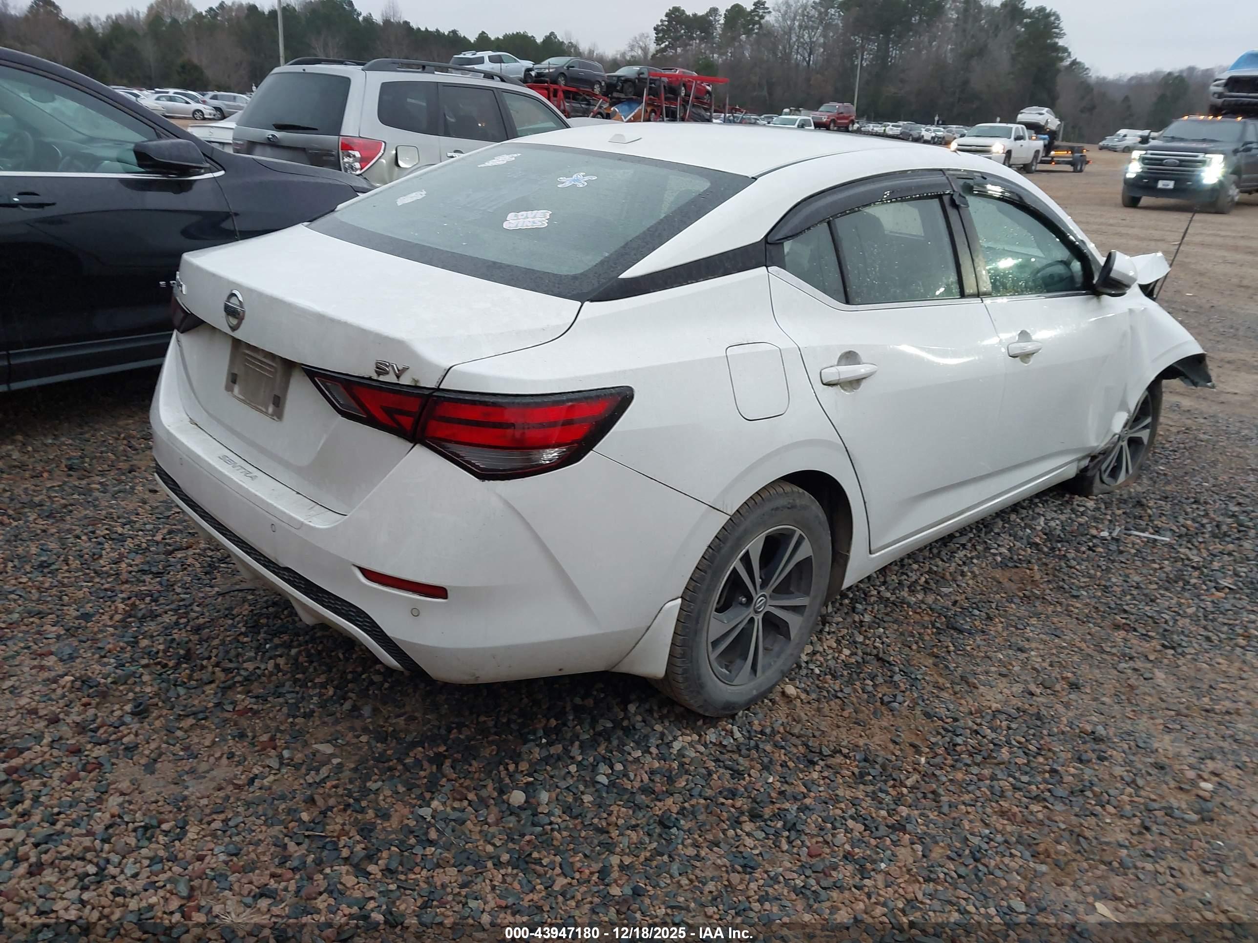 NISSAN SENTRA image 4